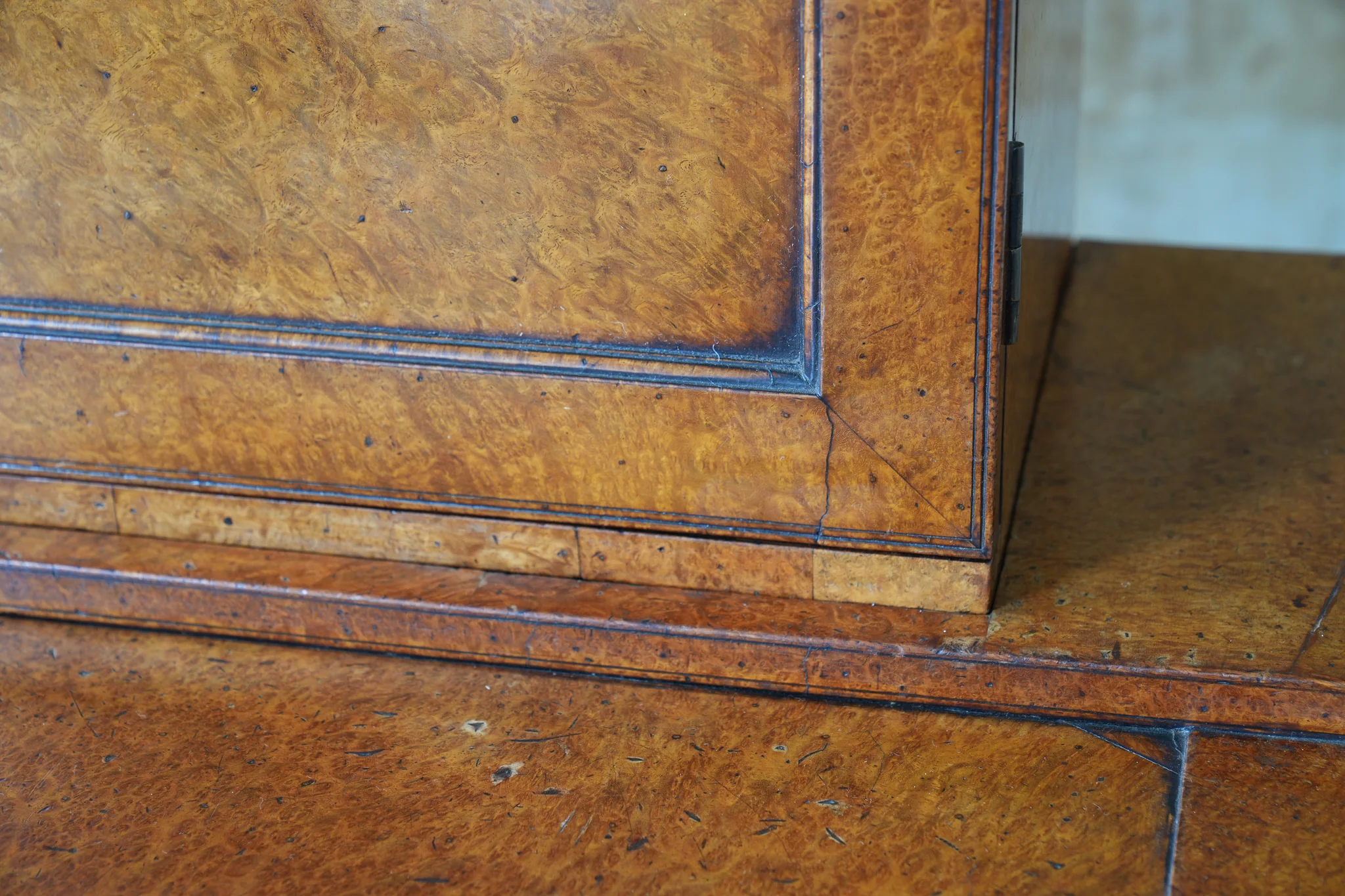 A George IV Amboyna Campaign Desk - Image 24