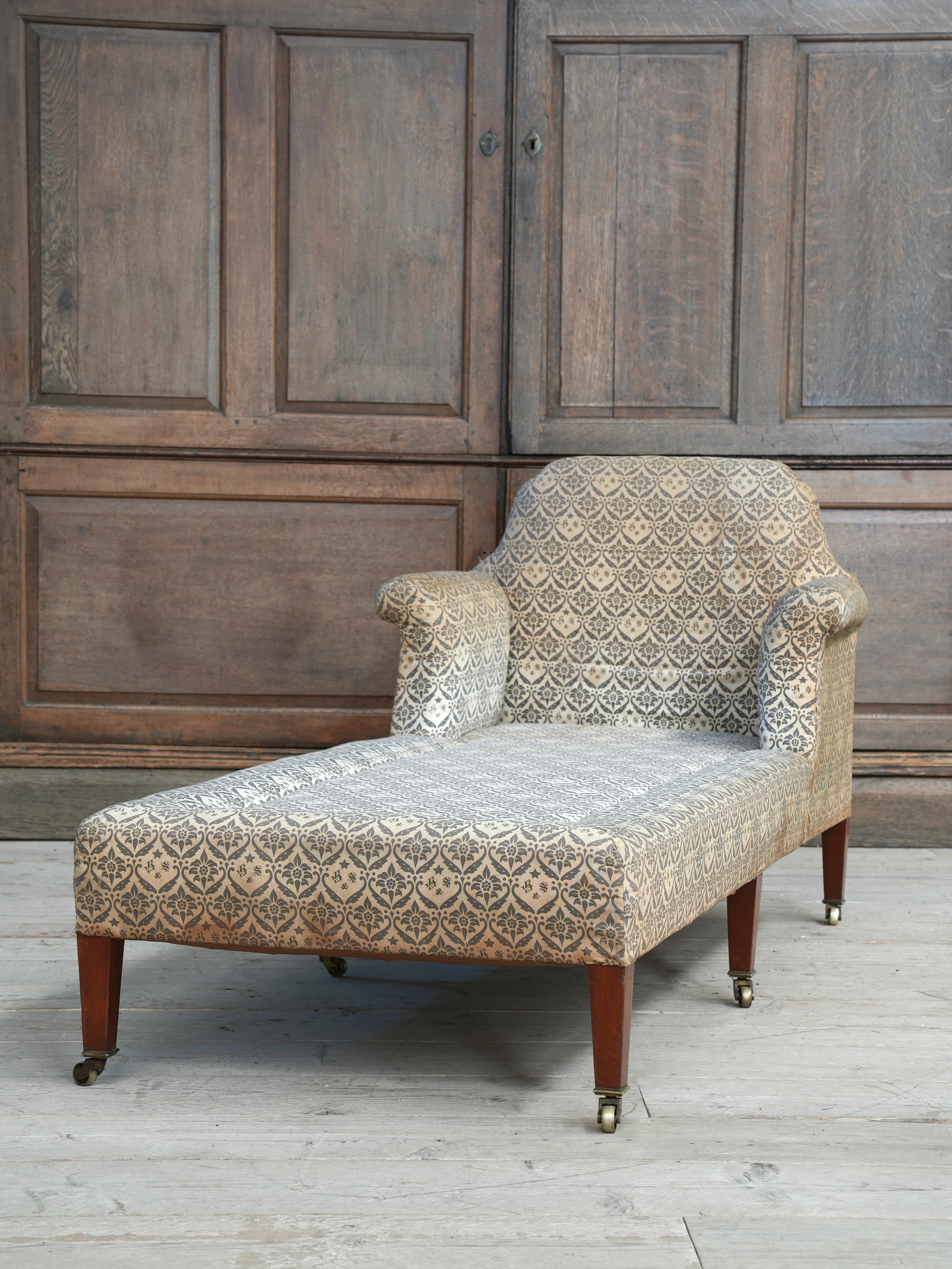 A Howard & Sons Day Bed - Image 12