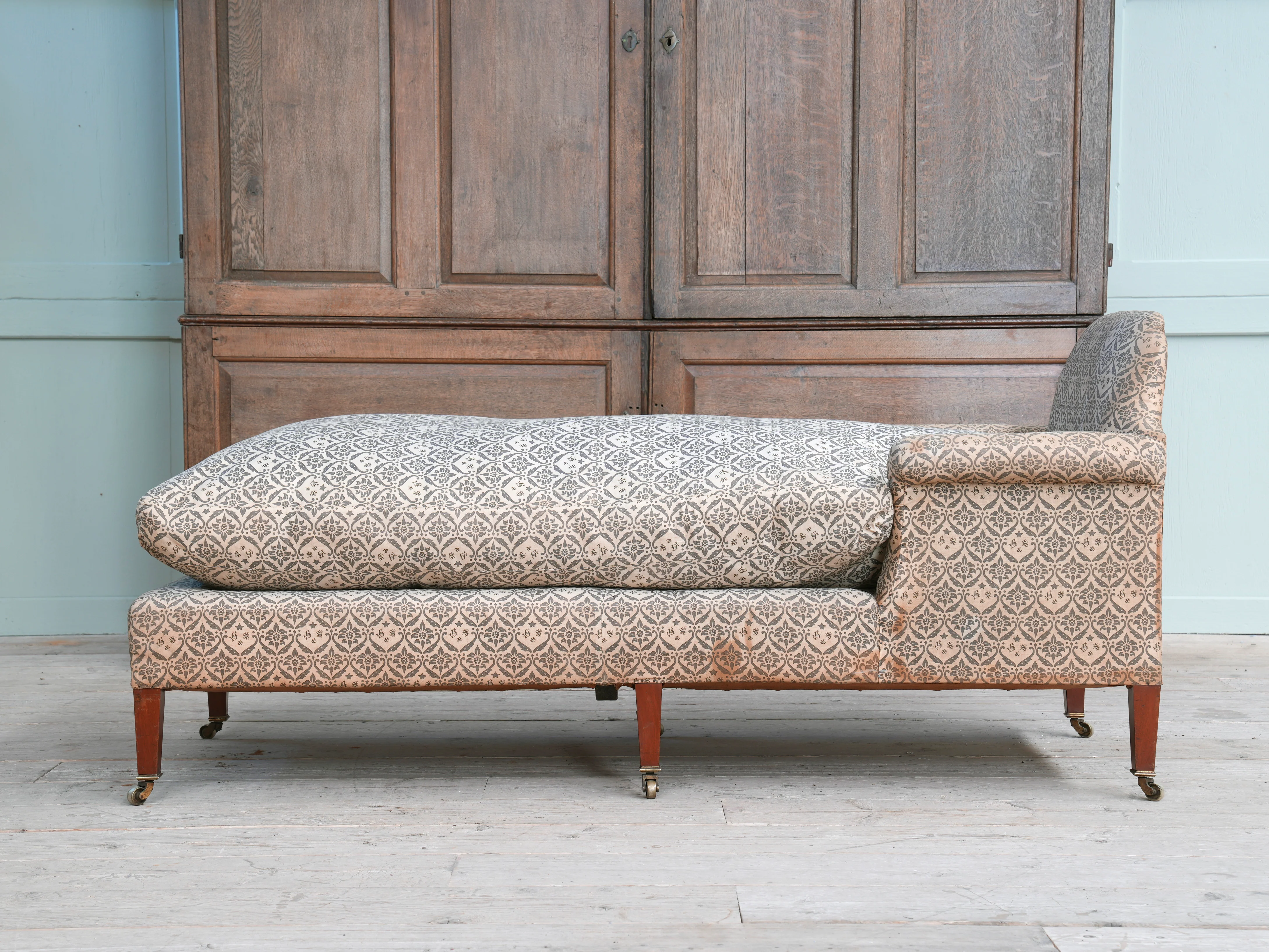 A Howard & Sons Day Bed - Image 17