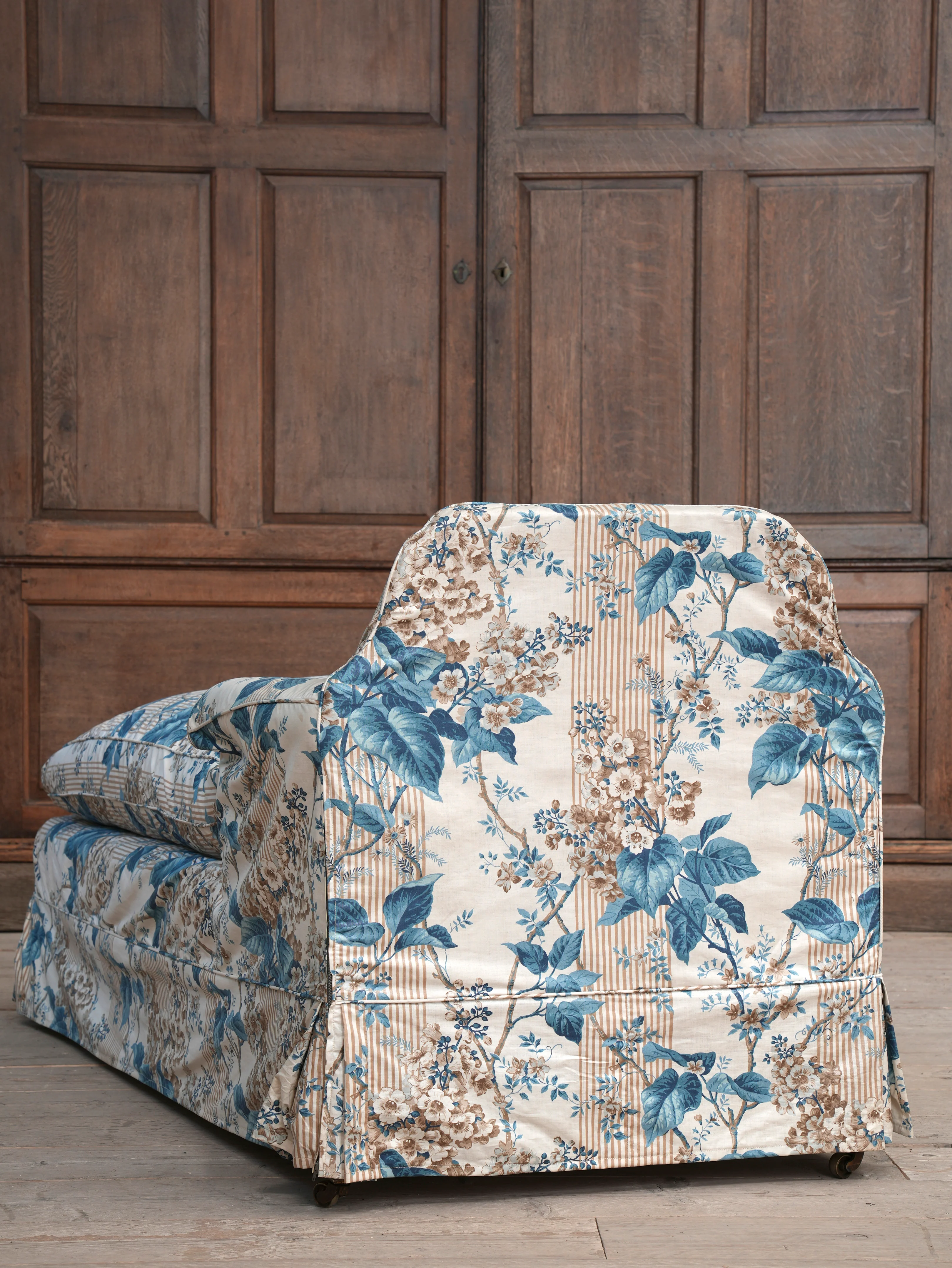A Howard & Sons Day Bed - Image 32