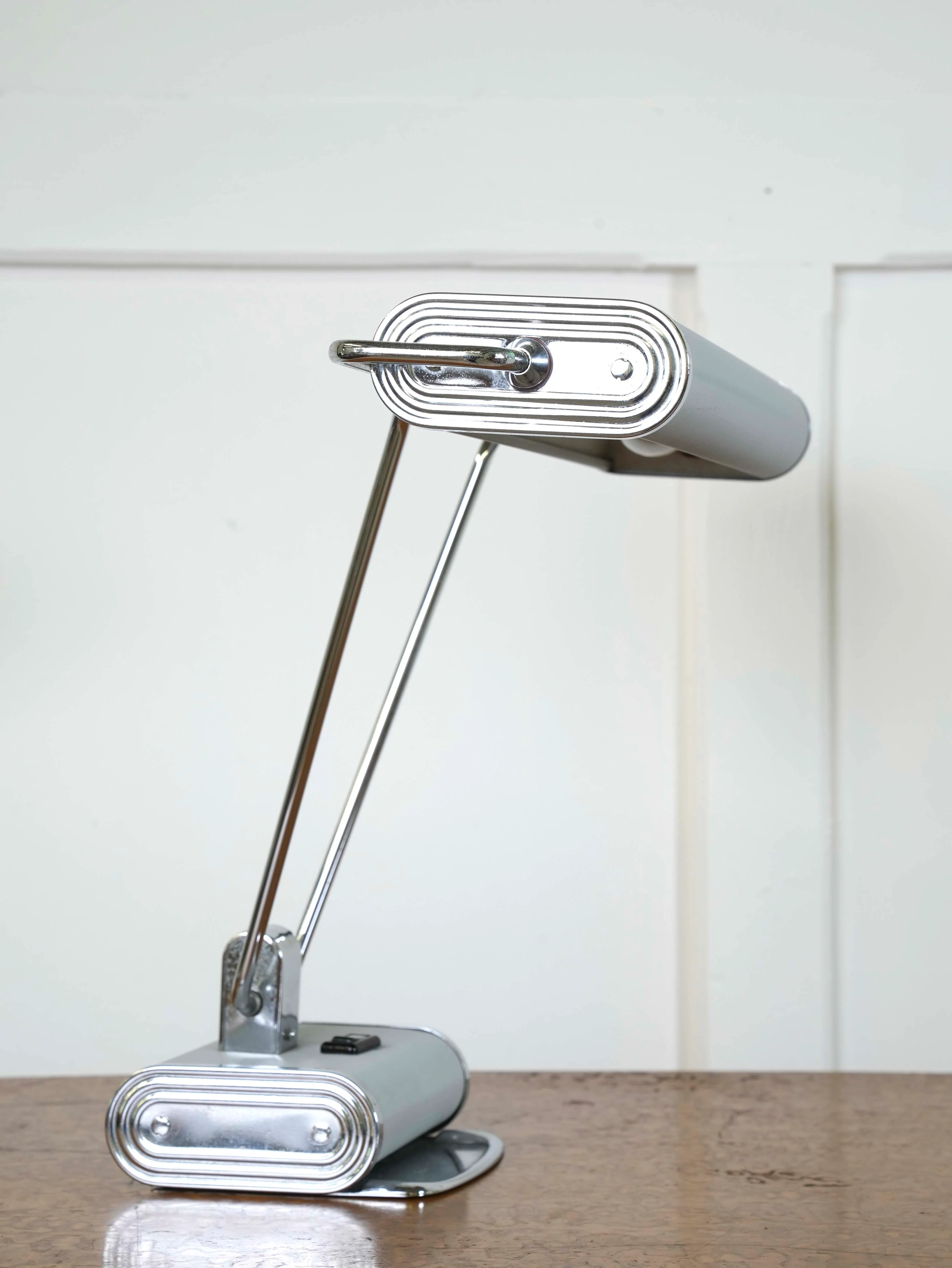 A Pair of Eileen Gray Desk Lamps - Image 6