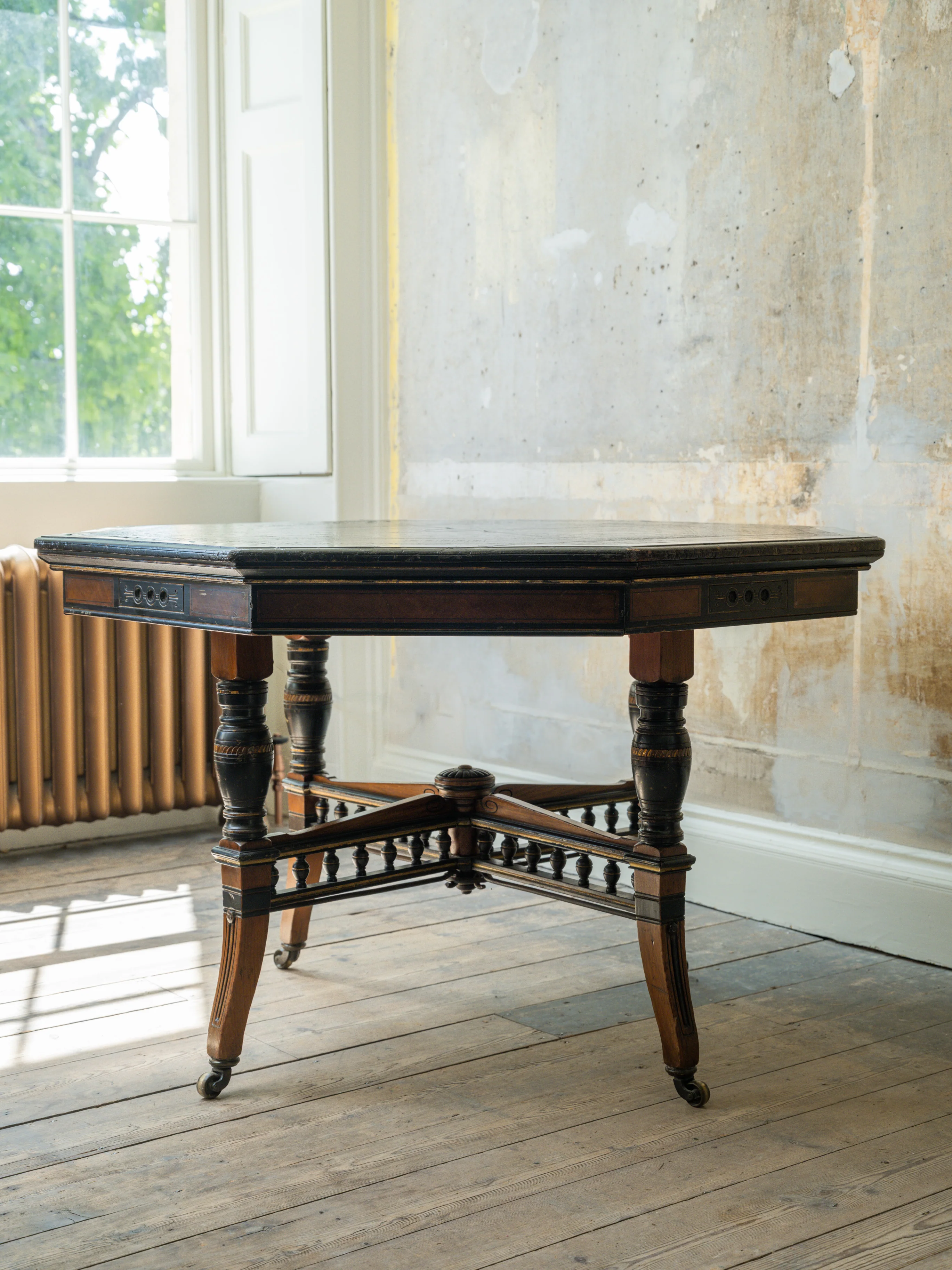 A 19th Century Aesthetic Movement Centre Table - Image 9