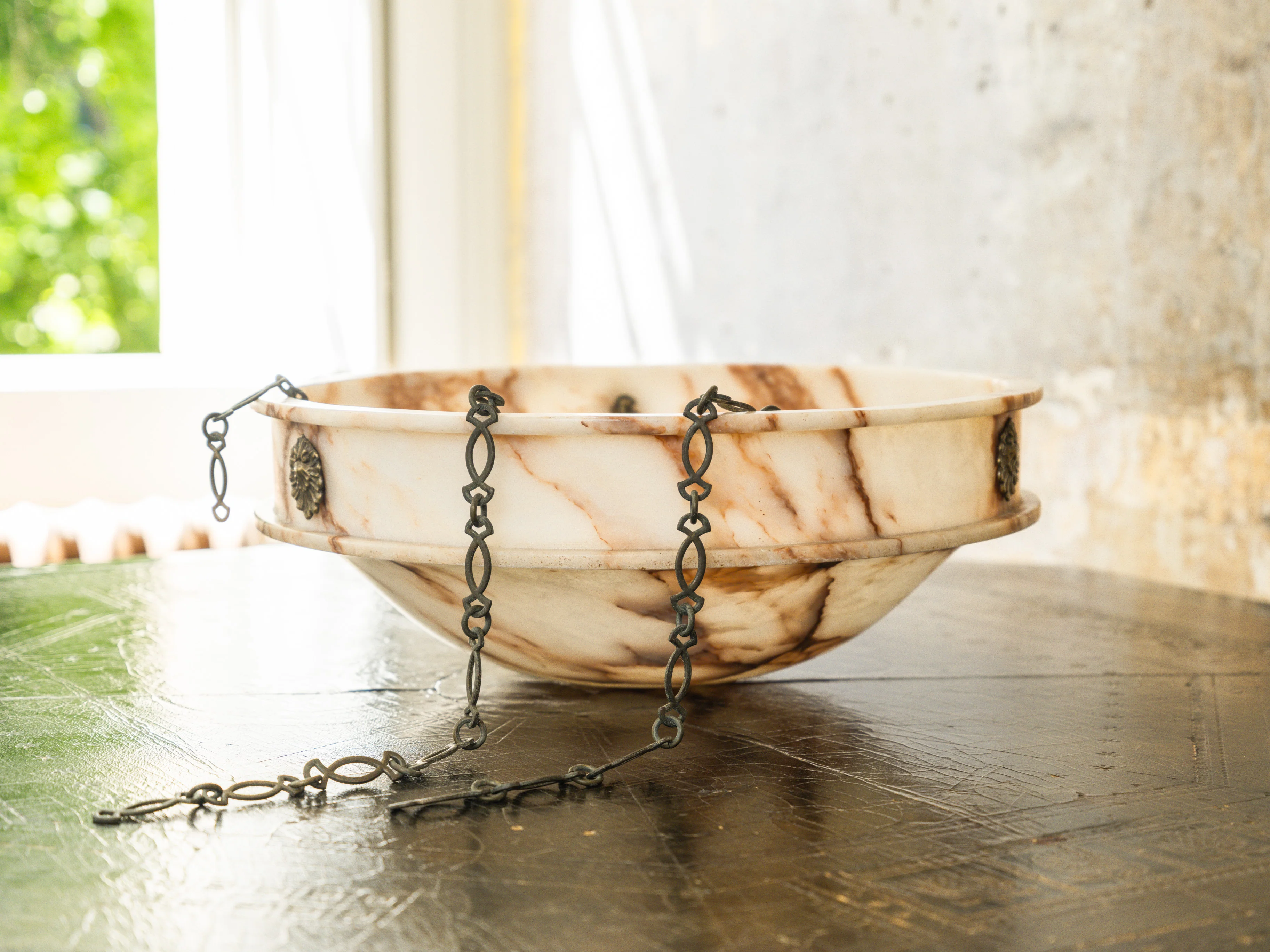 An Early 20th Century Alabaster Dish Light - Image 2