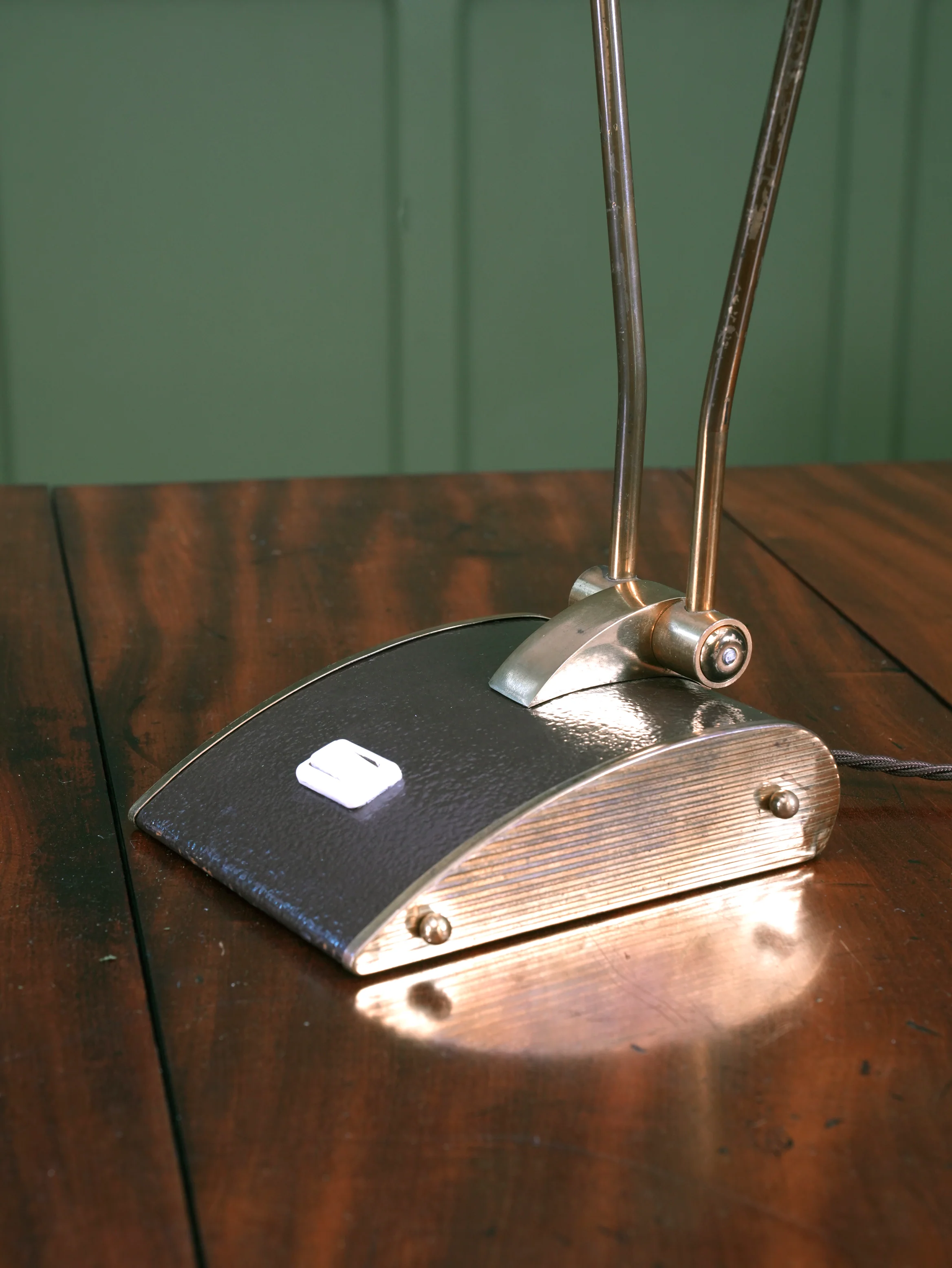 An Eileen Gray Desk Lamp - Image 6