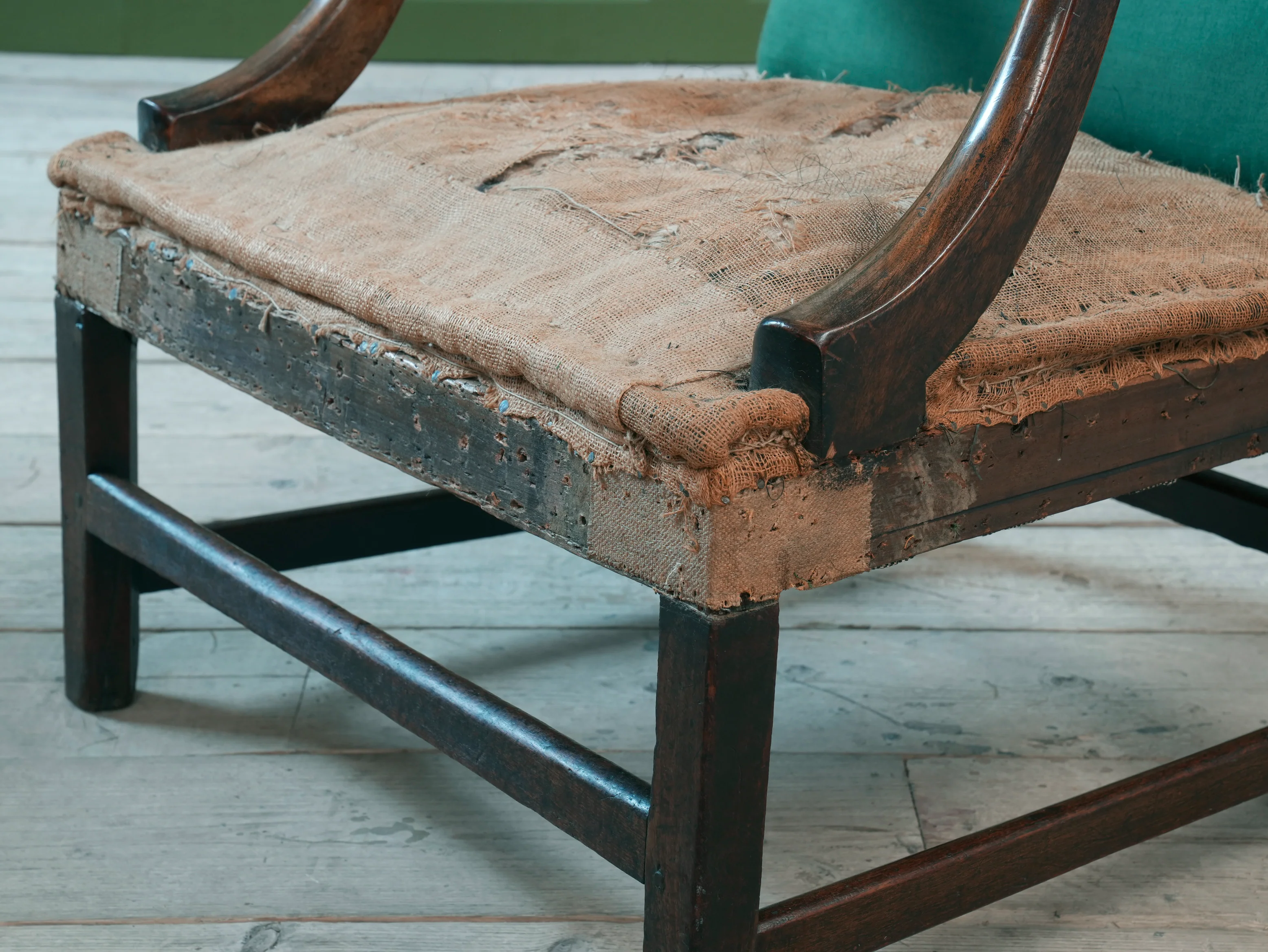 A George III Mahogany Gainsborough Armchair - Image 7