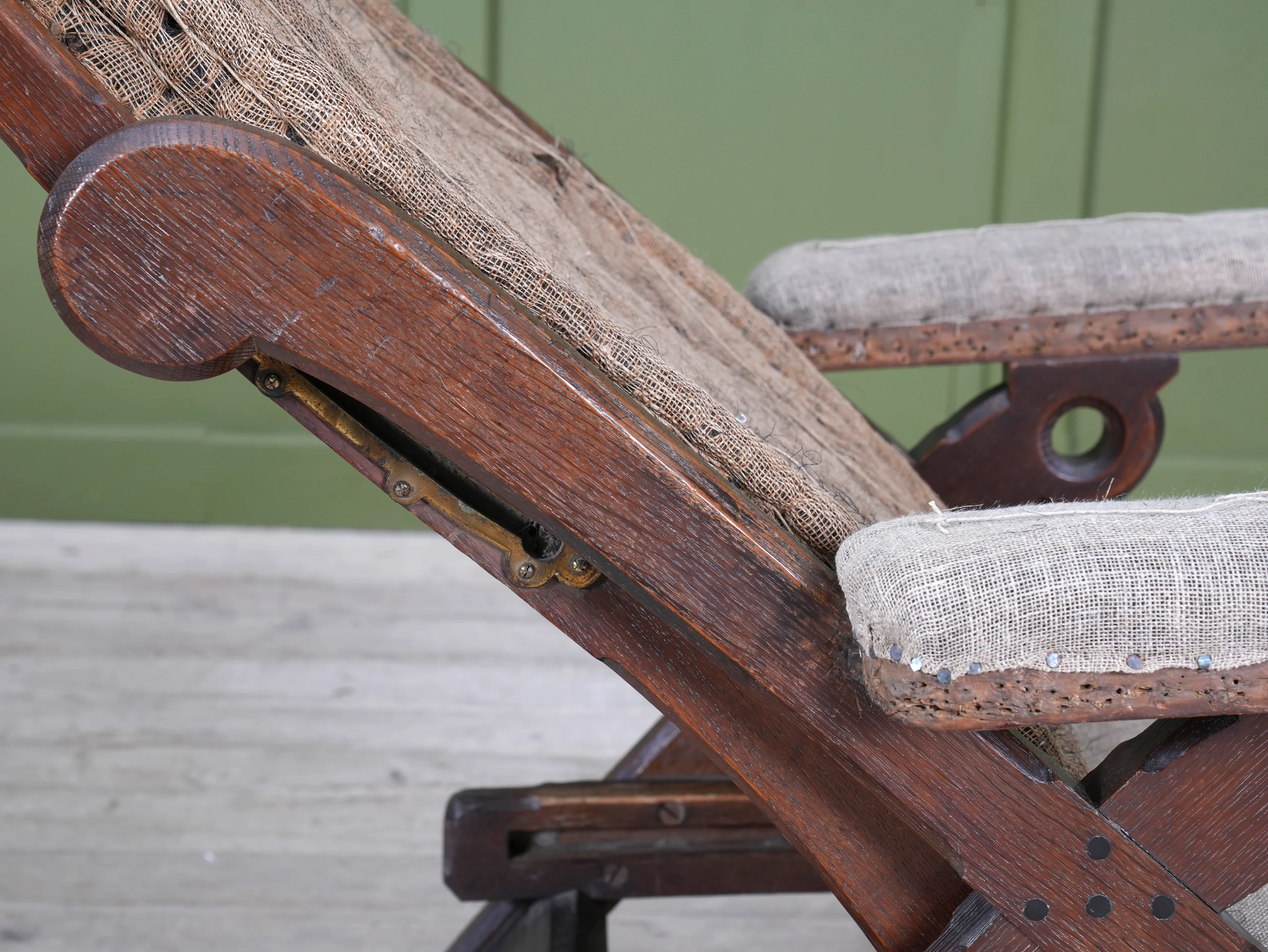 A “New Registered Reclining Chair” - Image 6