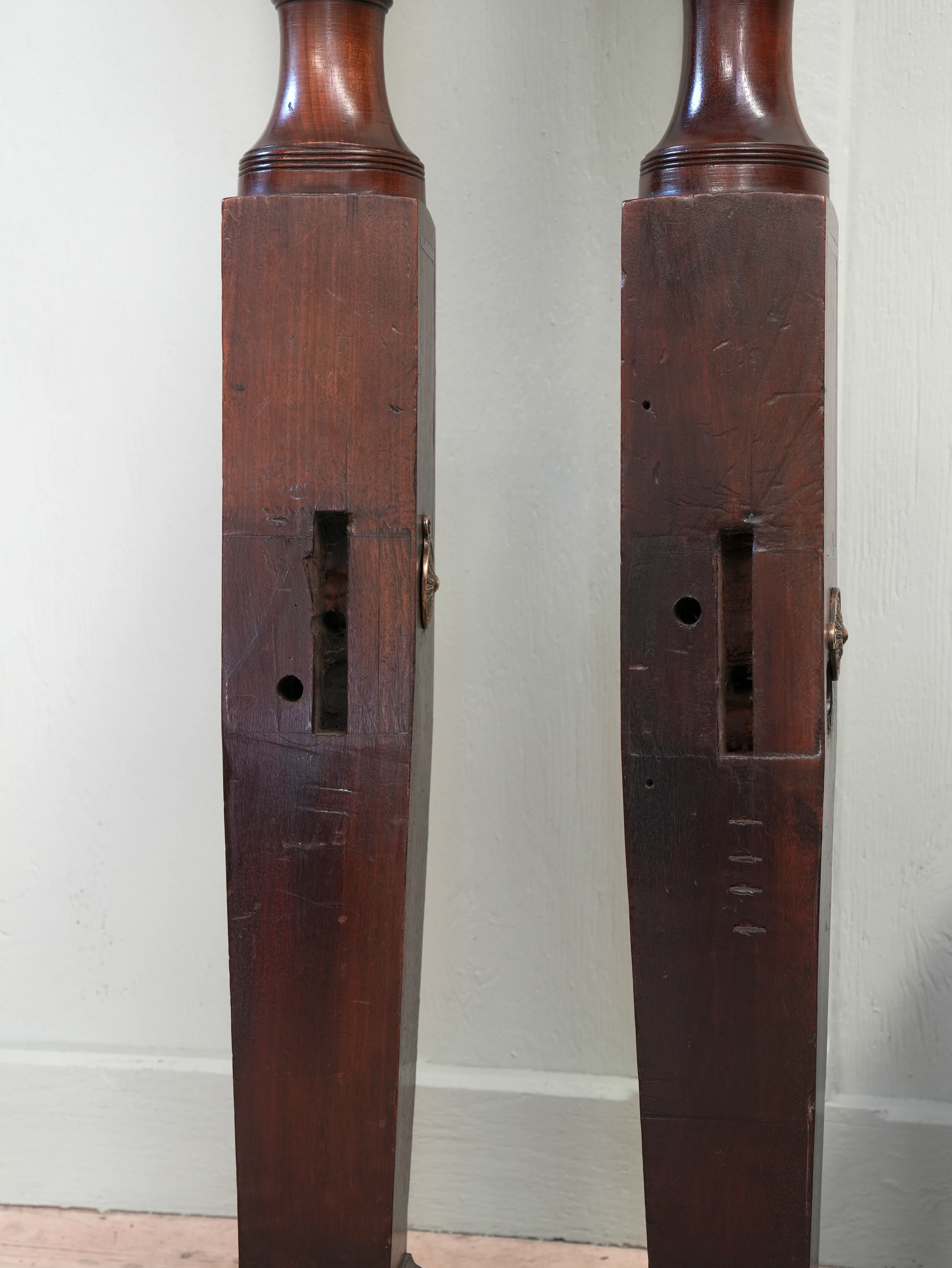 A Pair Of Late Regency Mahogany Bed Posts - Image 11