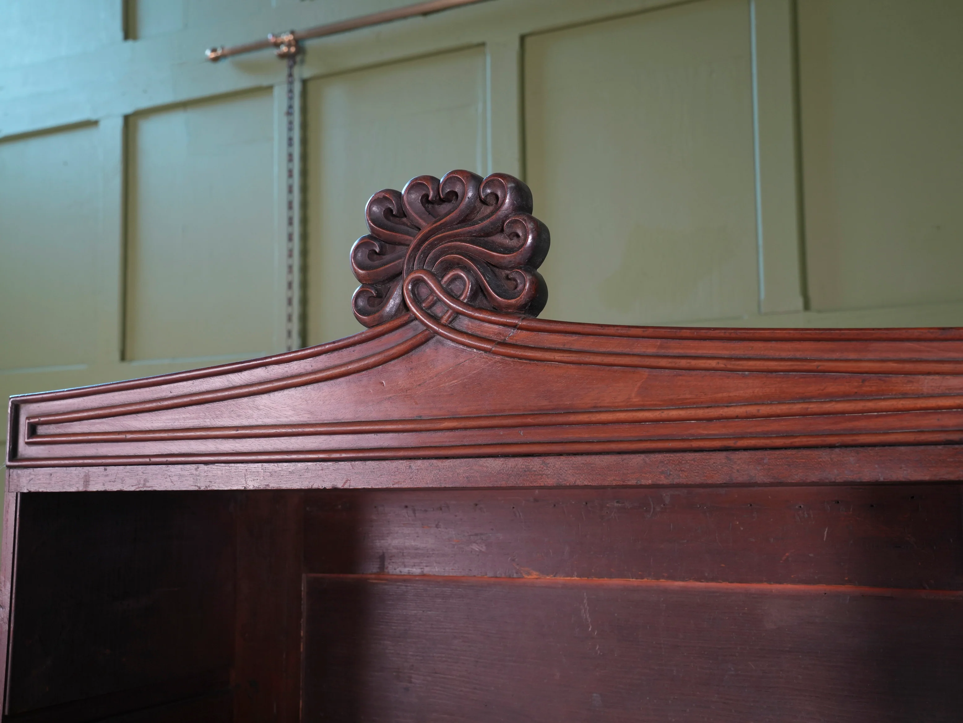 A Late Regency Mahogany Bookcase - Image 9