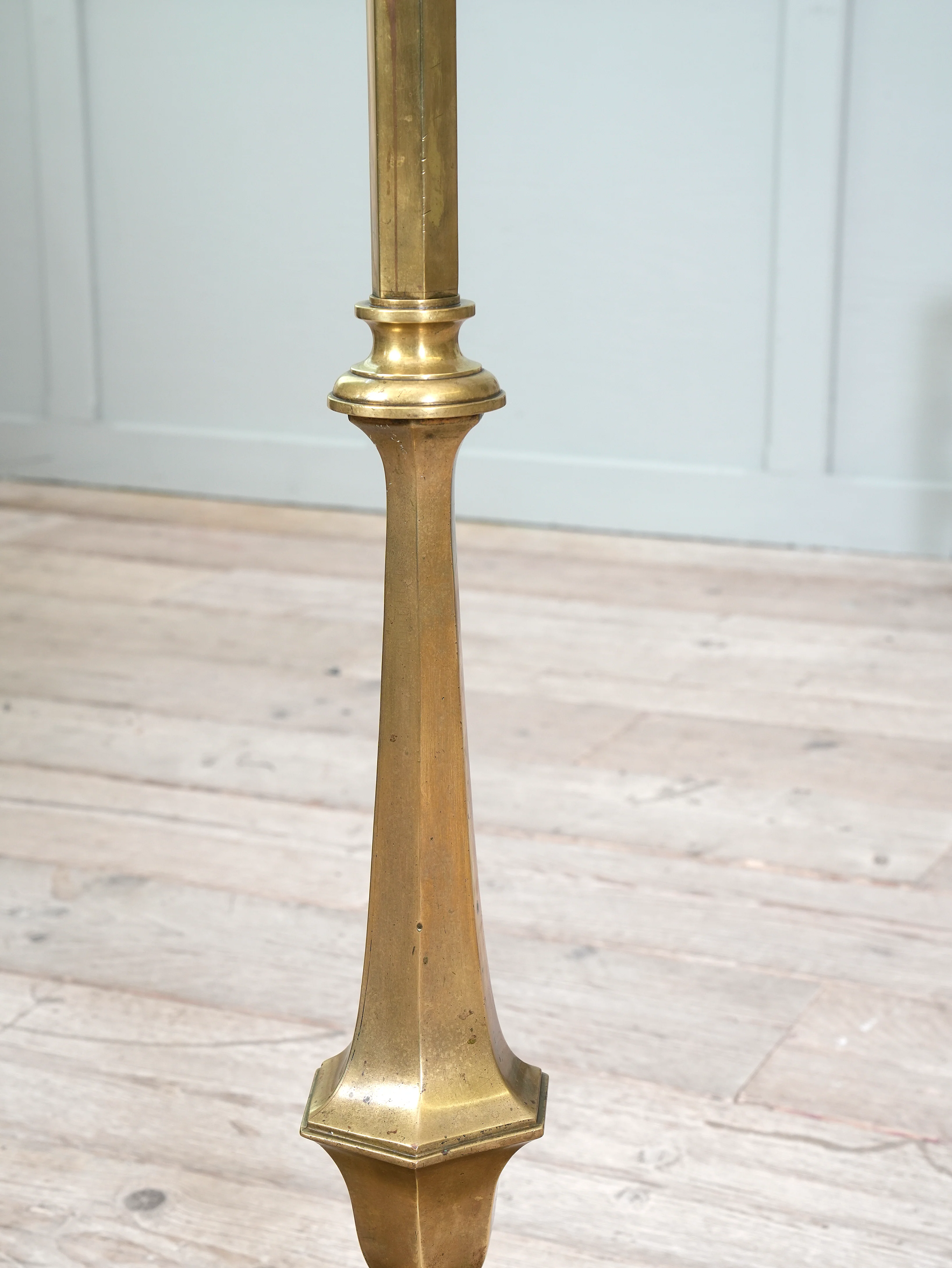 A Brass Floor Lamp by Faraday - Image 5