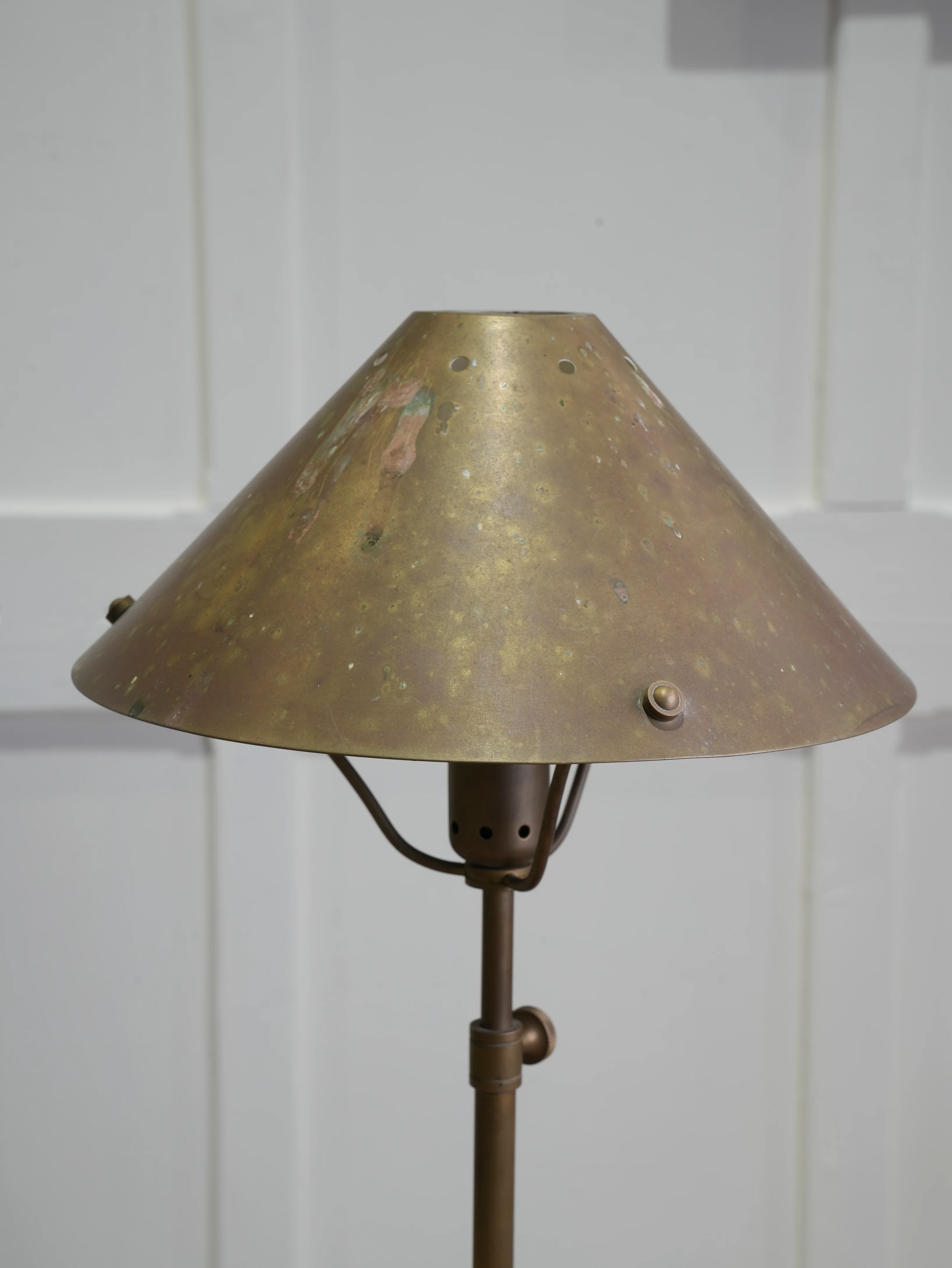 A Modernist Table Lamp - Image 9