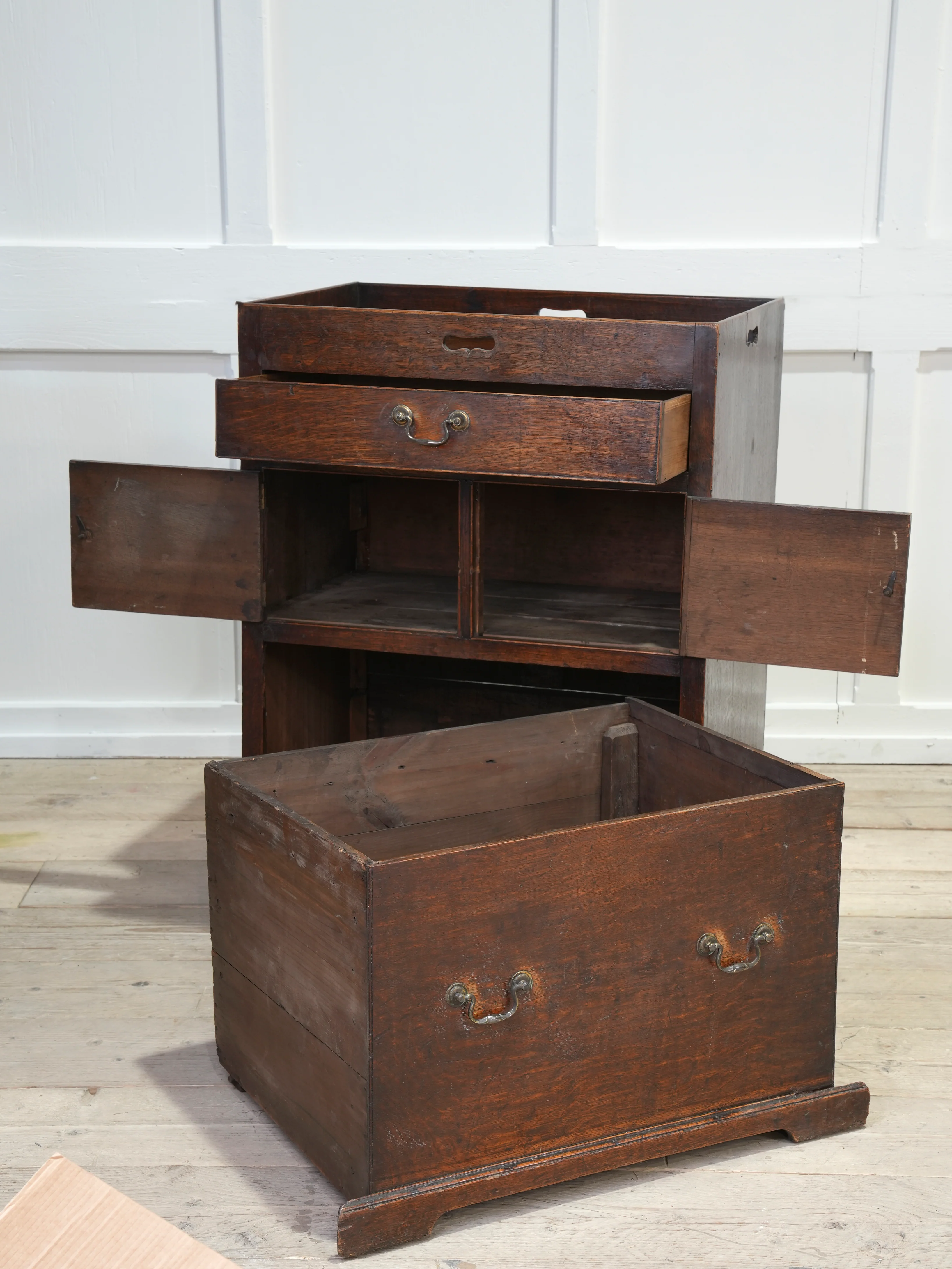 A George III Bedside Commode Cabinet - Image 3