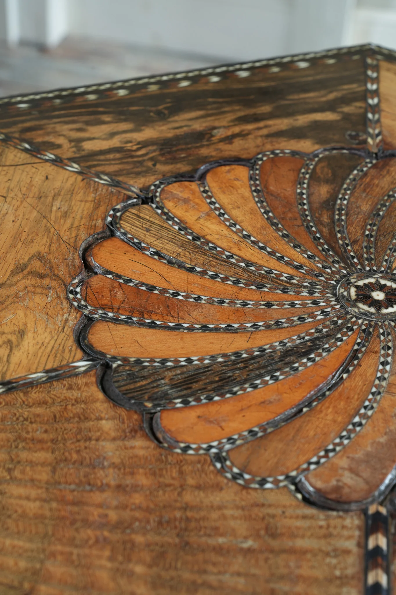 A Ceylonese Ebony & Specimen Wood Occasional Table - Image 14