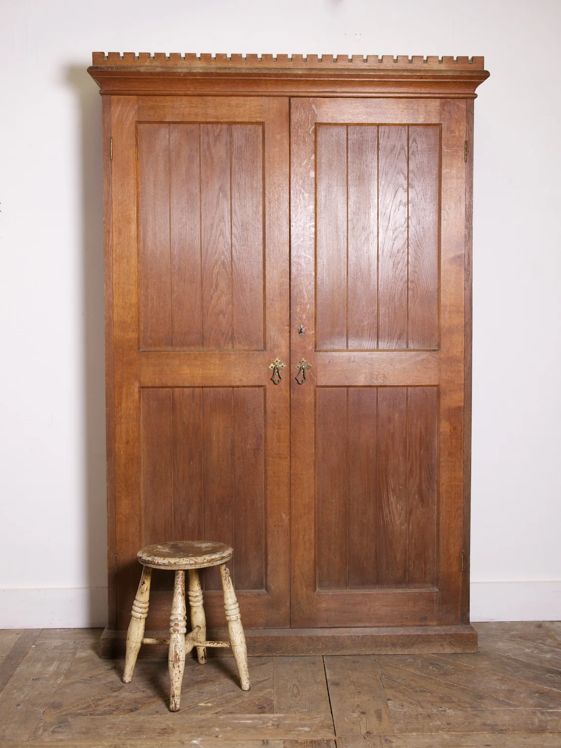 Vestment Cupboard - Image 11
