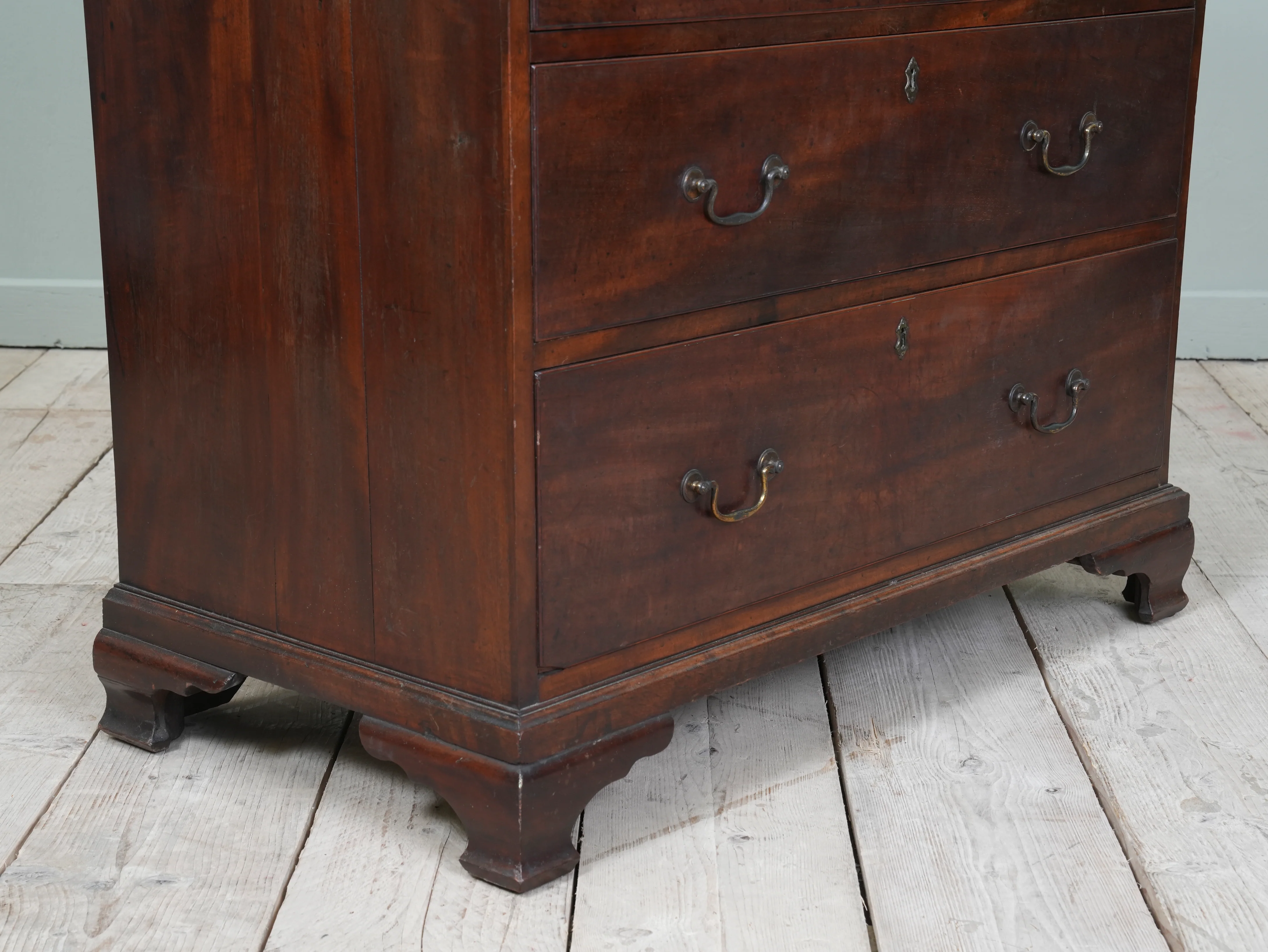 A Early 19th Century Mahogany Chest of Drawers - Image 22
