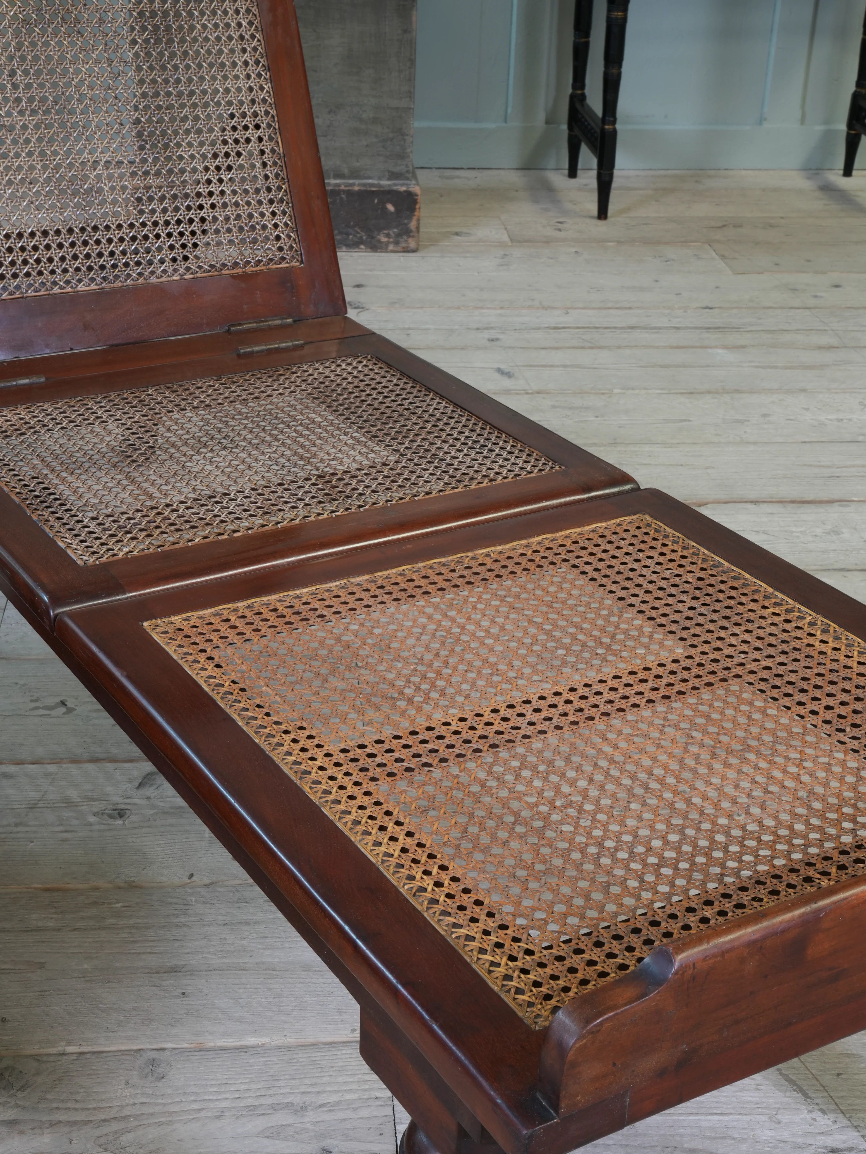 A Campaign Day Bed - Image 16