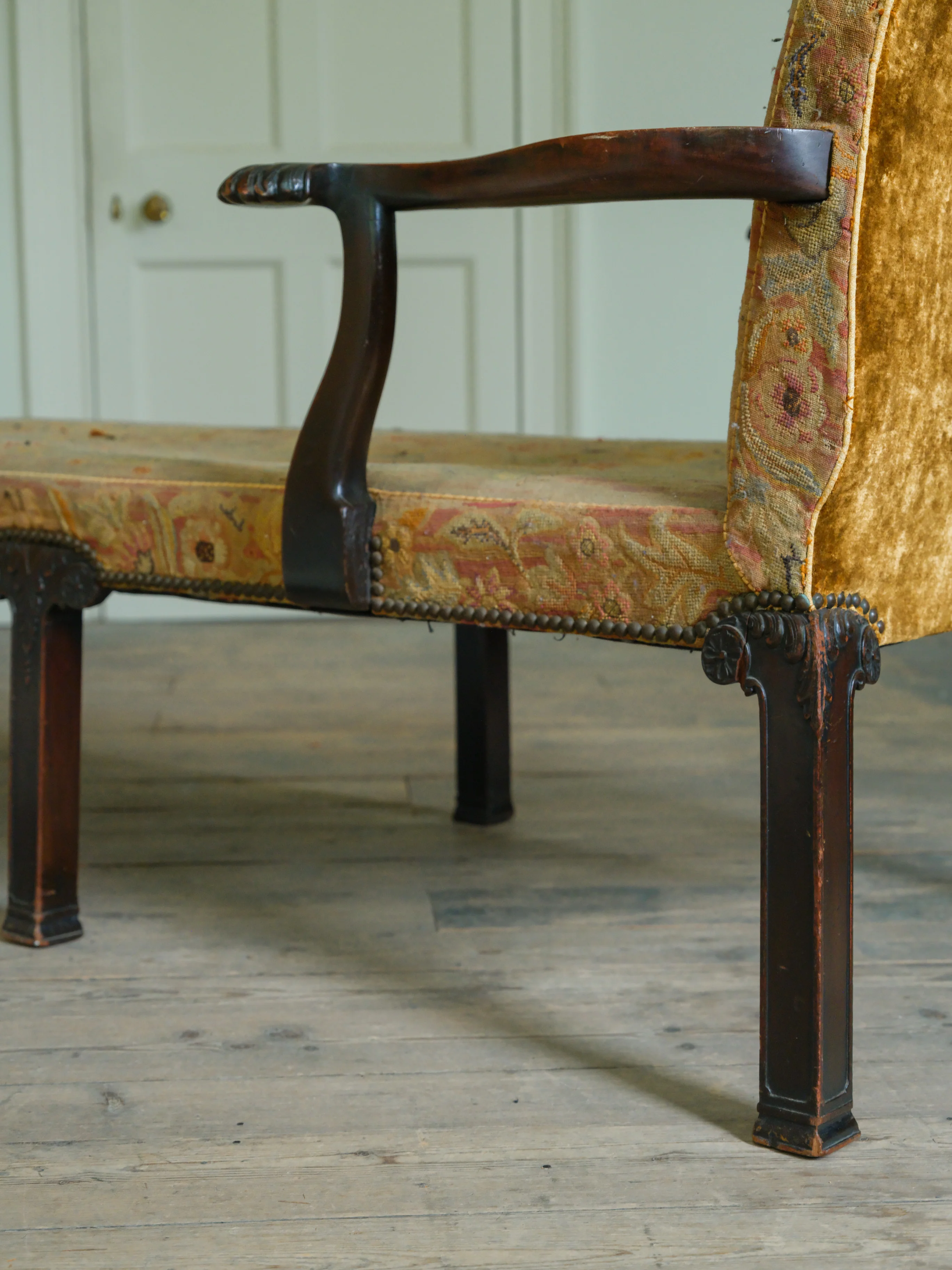 A Mid 18th Century Irish Day Bed - Image 7