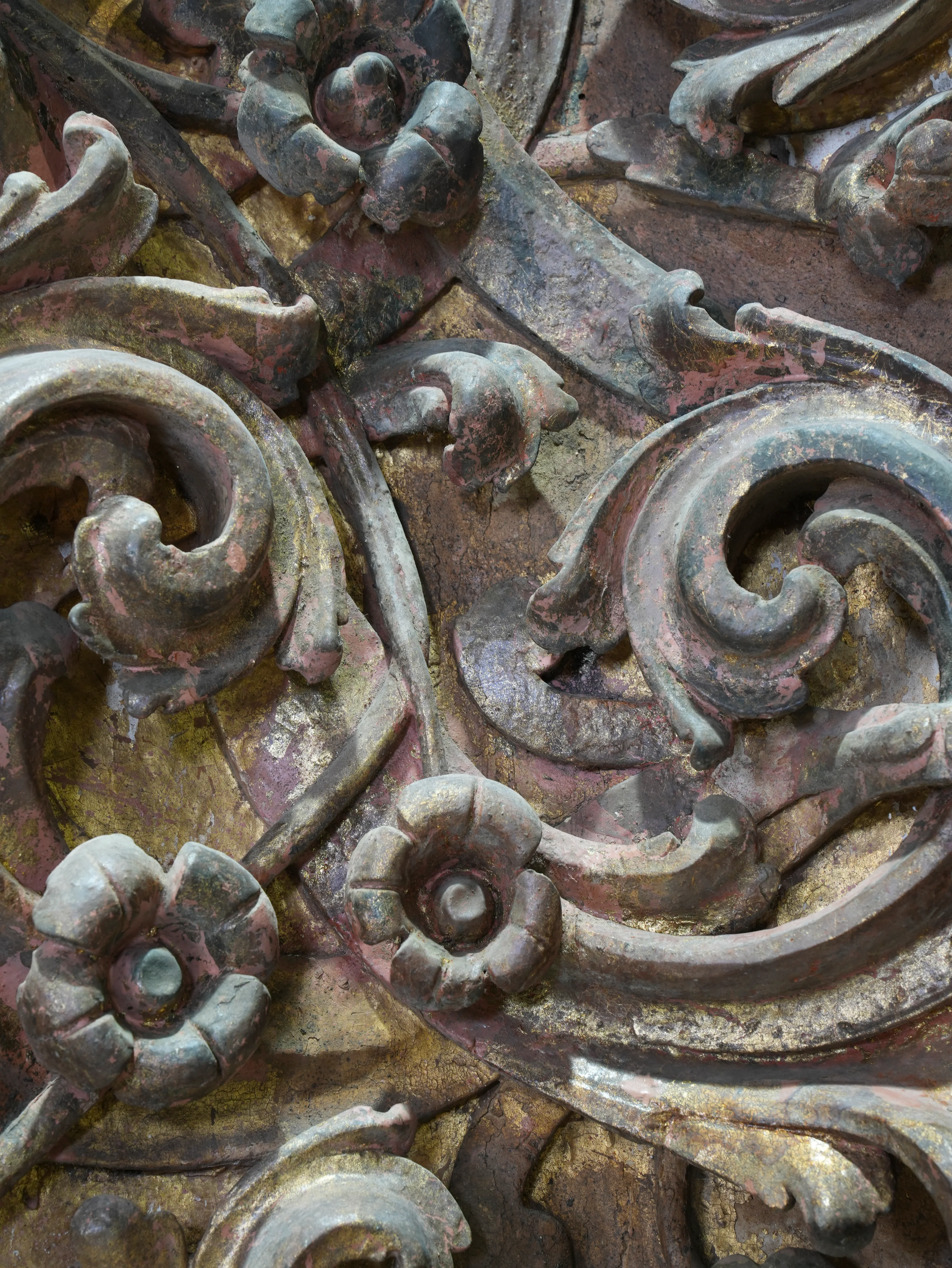 A Pair of 18th Century Portuguese Baroque Niches - Image 12