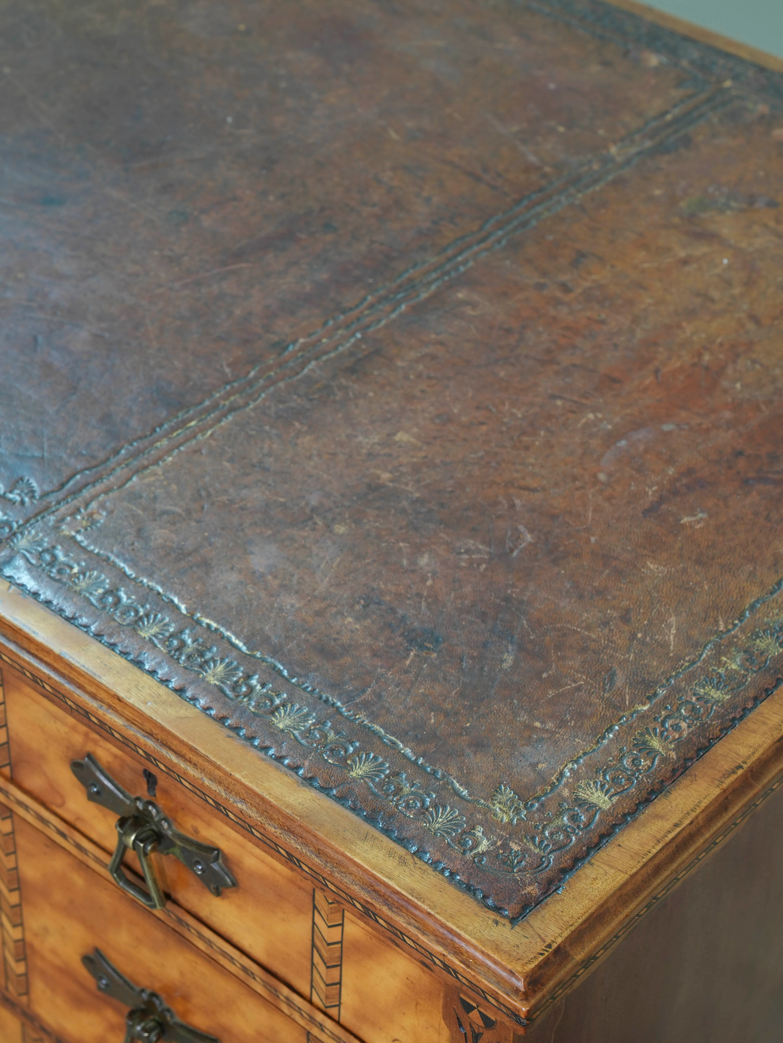 A 19th Century Heal & Son Kneehole Desk - Image 12