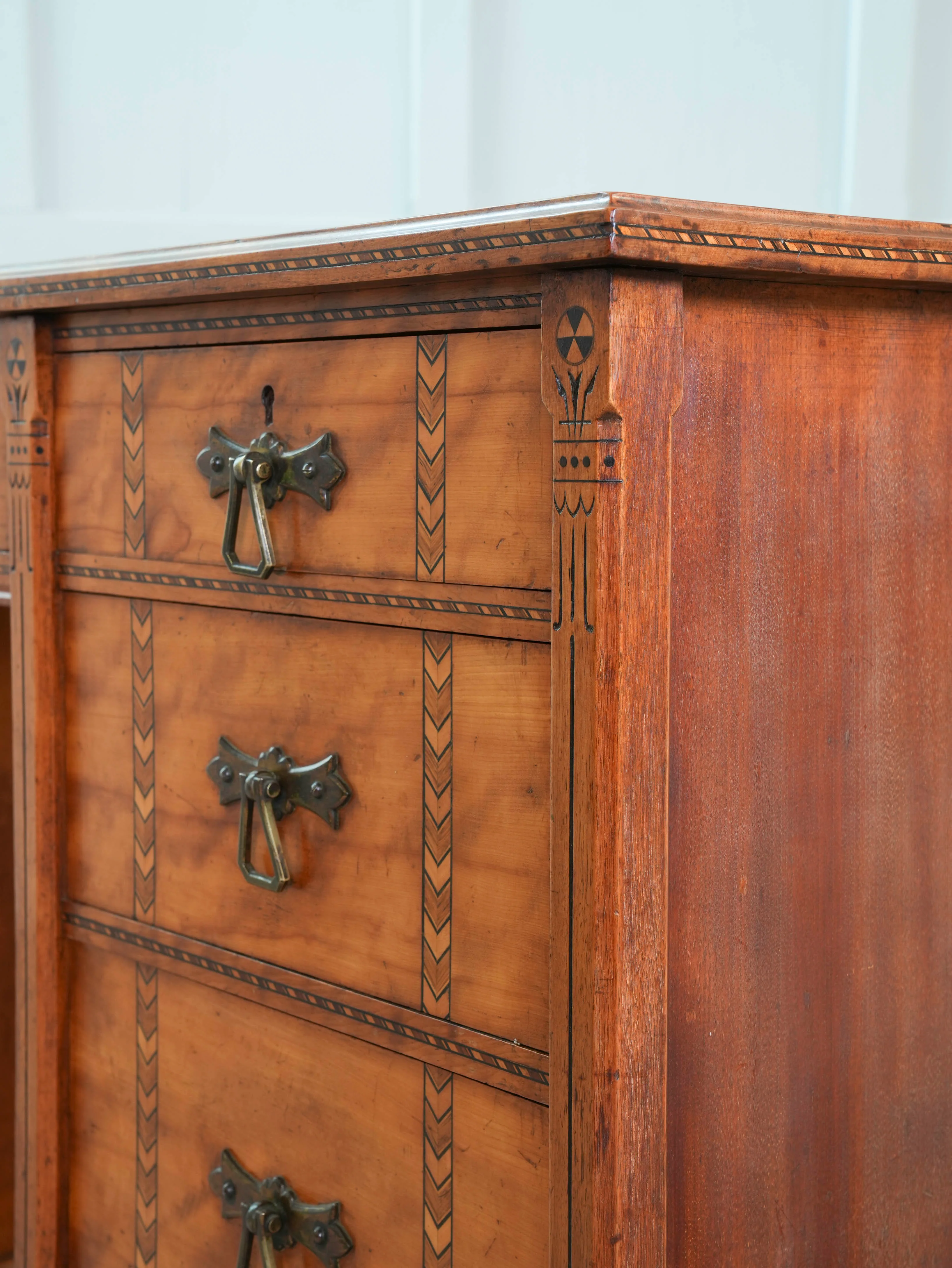 A 19th Century Heal & Son Kneehole Desk - Image 6