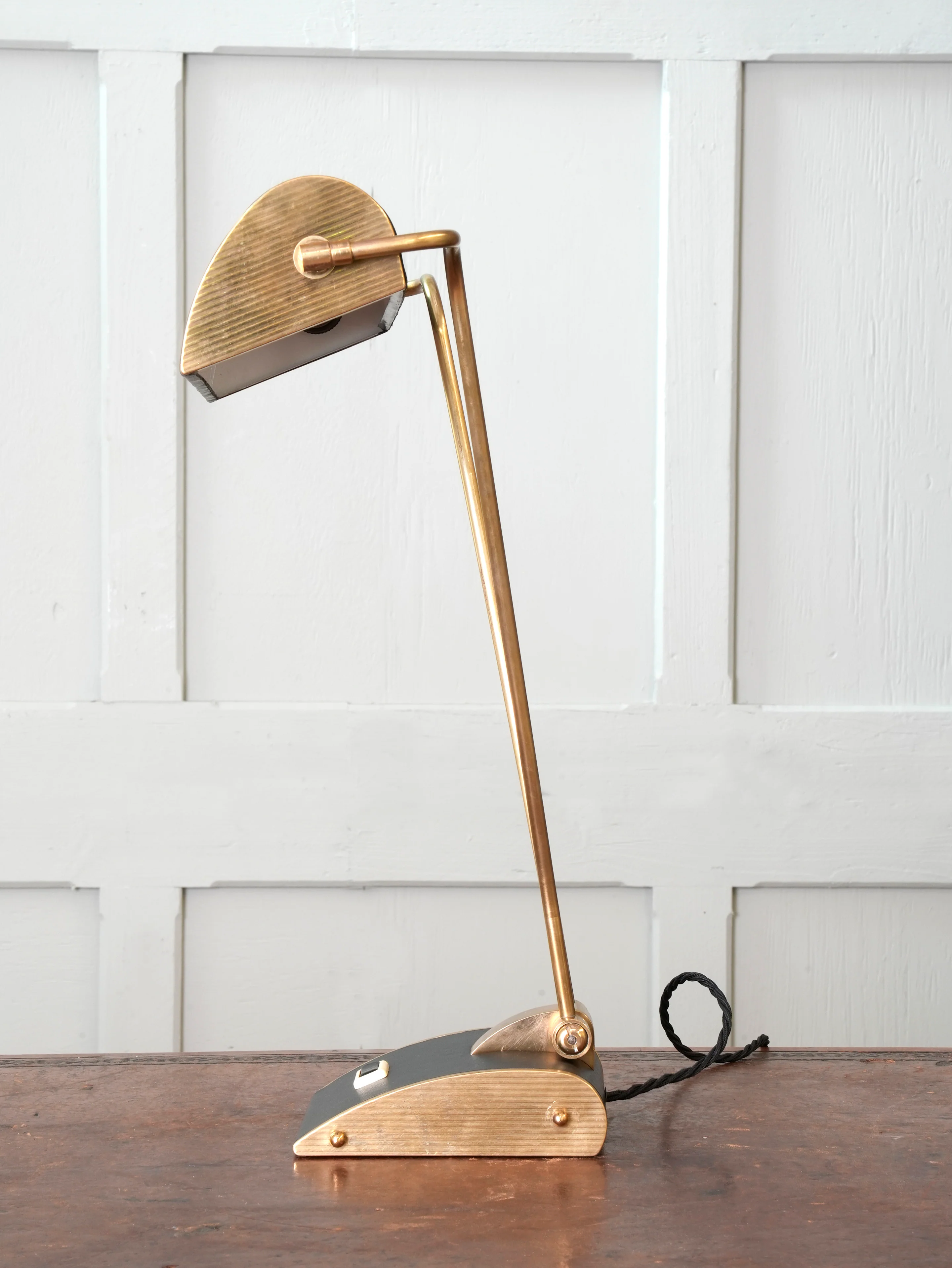An Eileen Gray Desk Lamp - Image 14