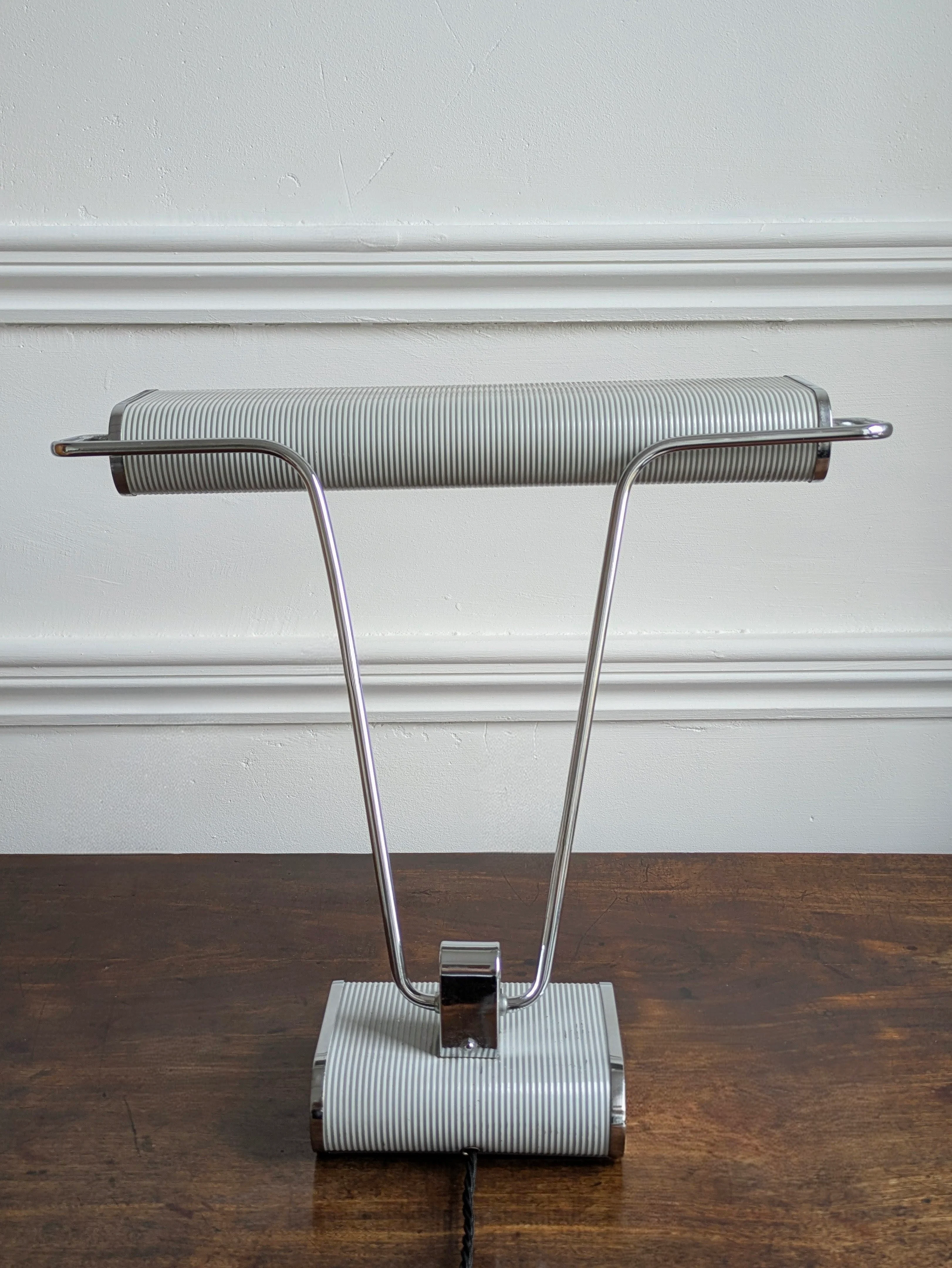A No 71 Desk Lamp, Eileen Gray for Jumo - Image 18