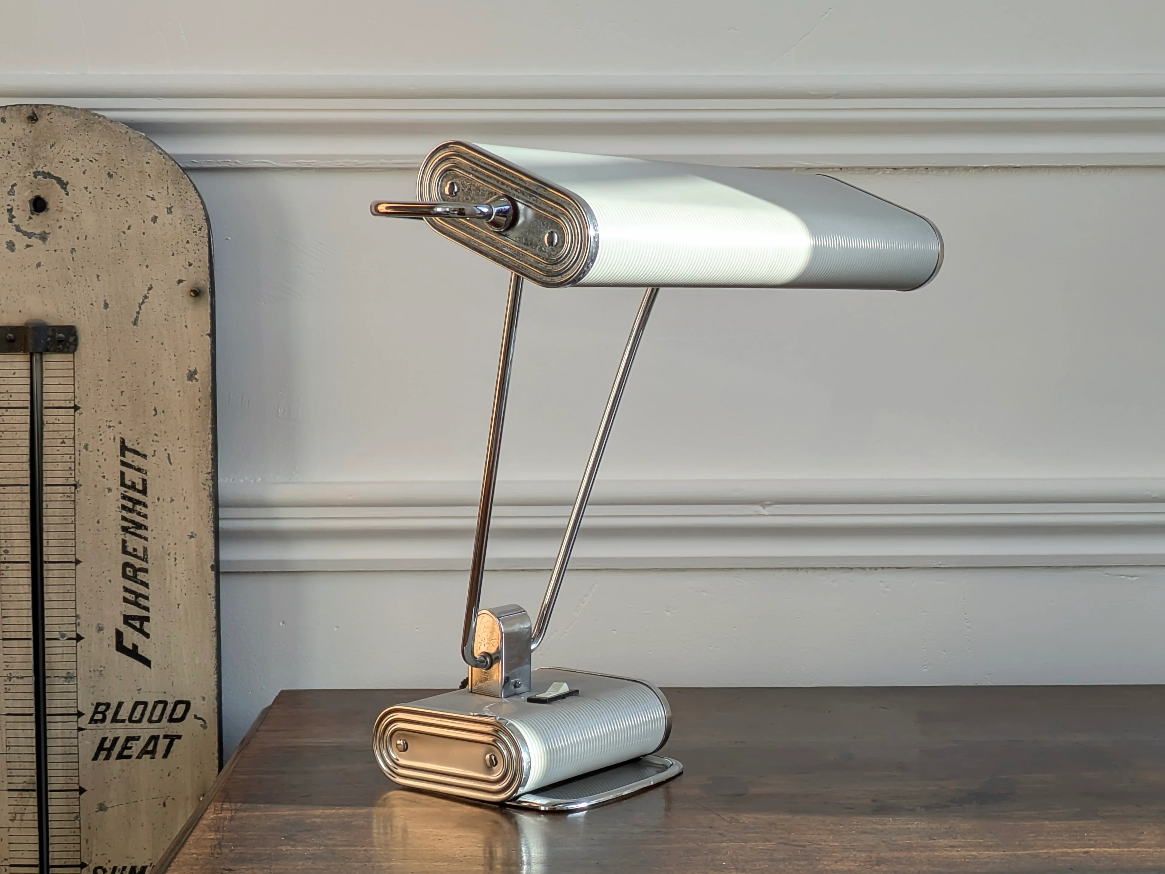 A No 71 Desk Lamp, Eileen Gray for Jumo - Image 5