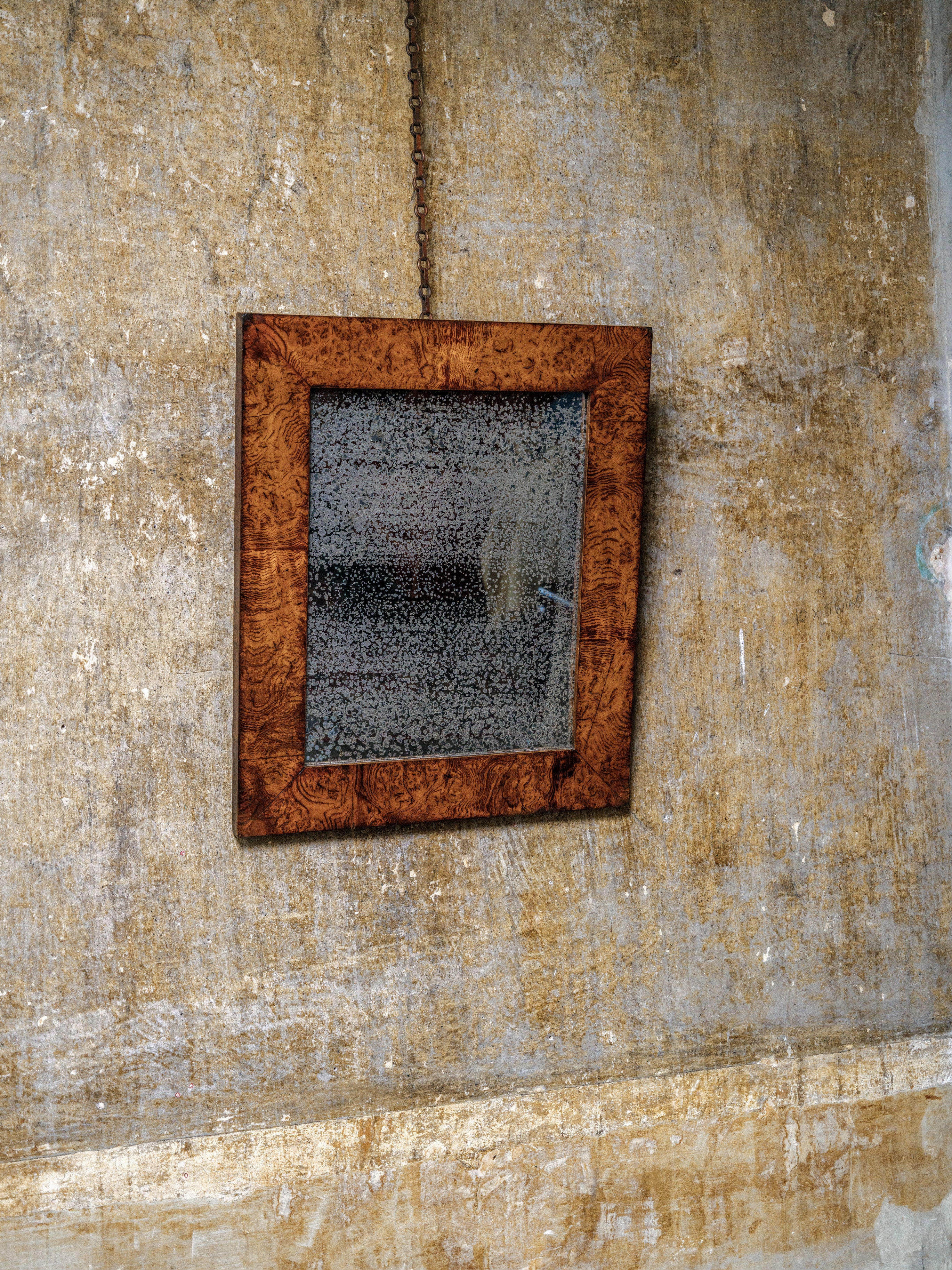 A George IV Burr Oak Mirror - Image 2