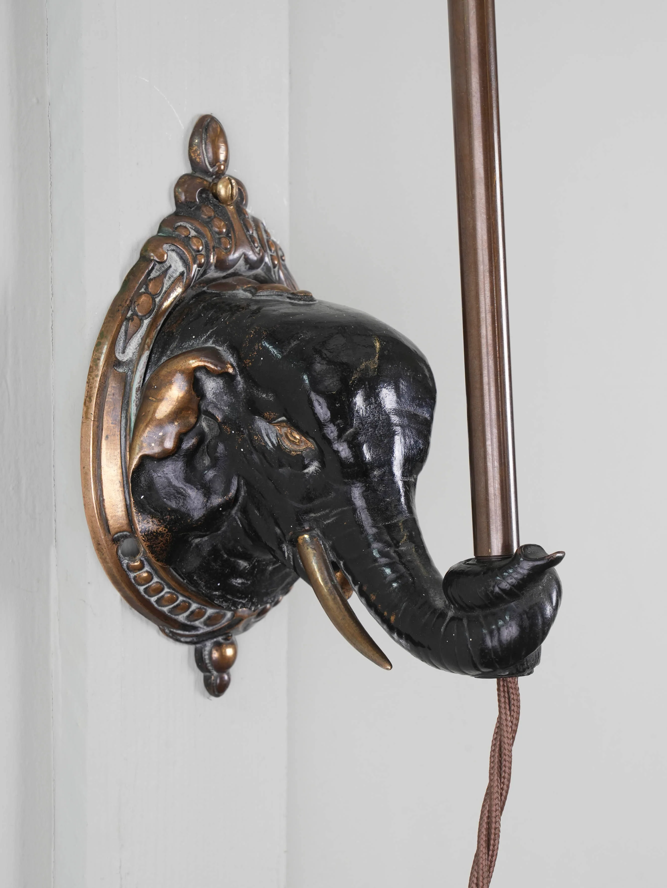 Cold Painted Bronze Elephant Wall Light - Image 7
