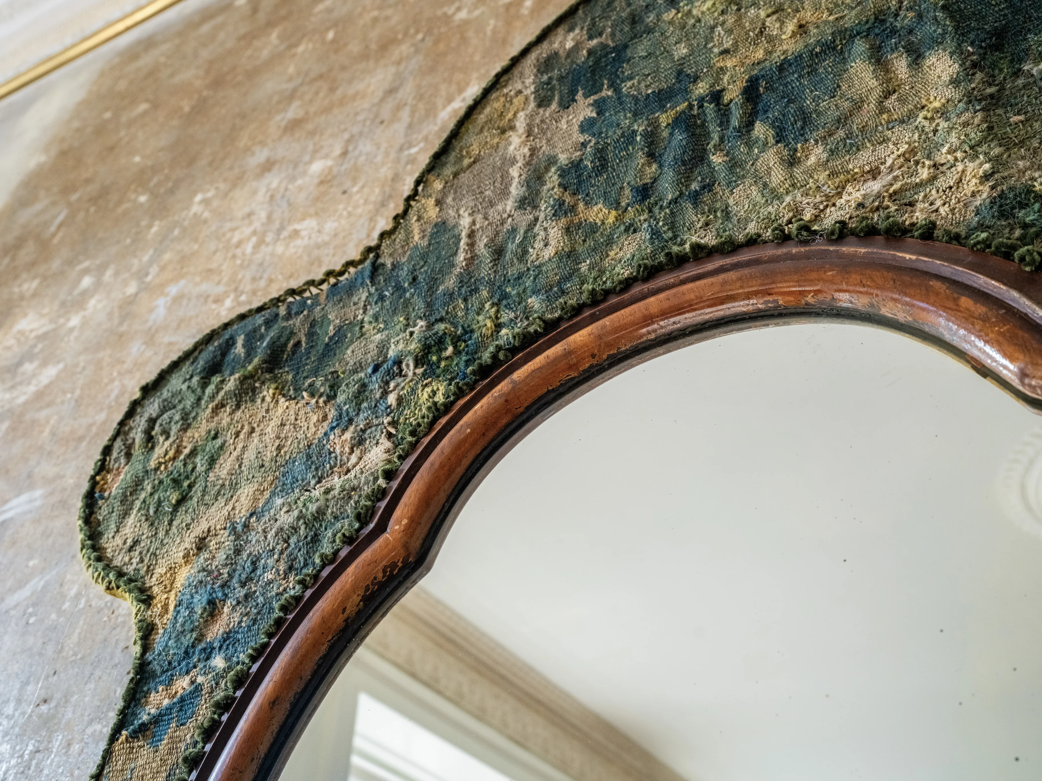 A Large Verdue Tapestrey Mirror - Image 5