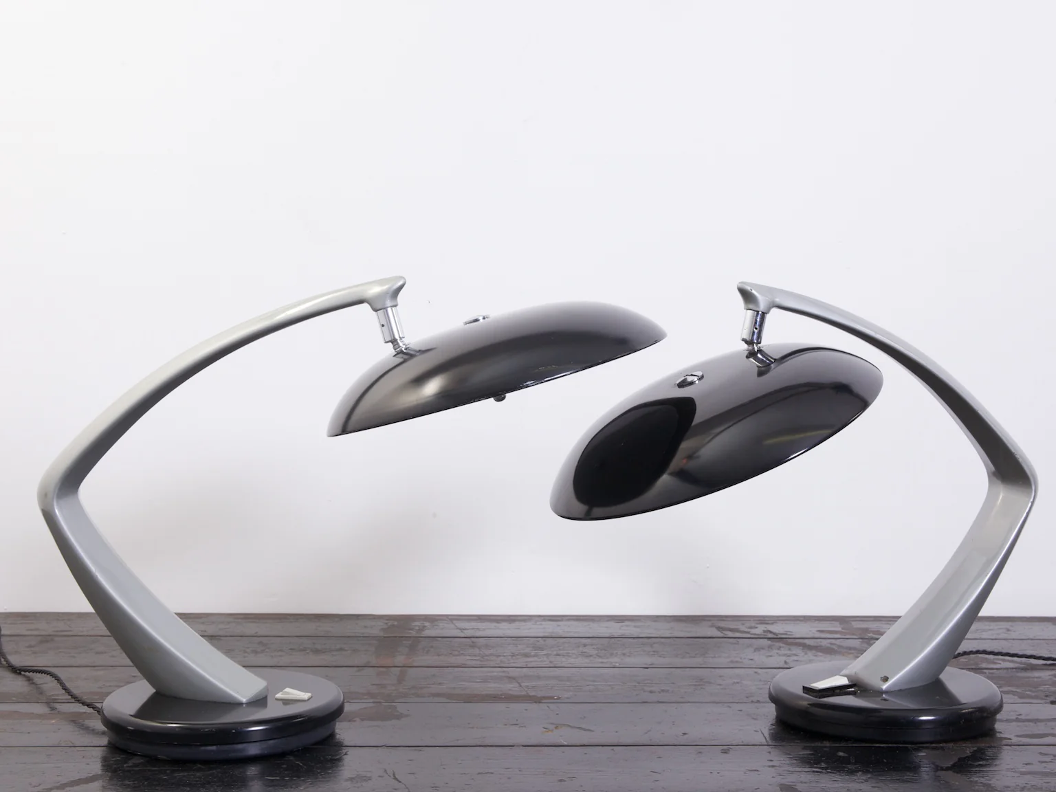 Fase Boomerang Desk Lights - Image 3