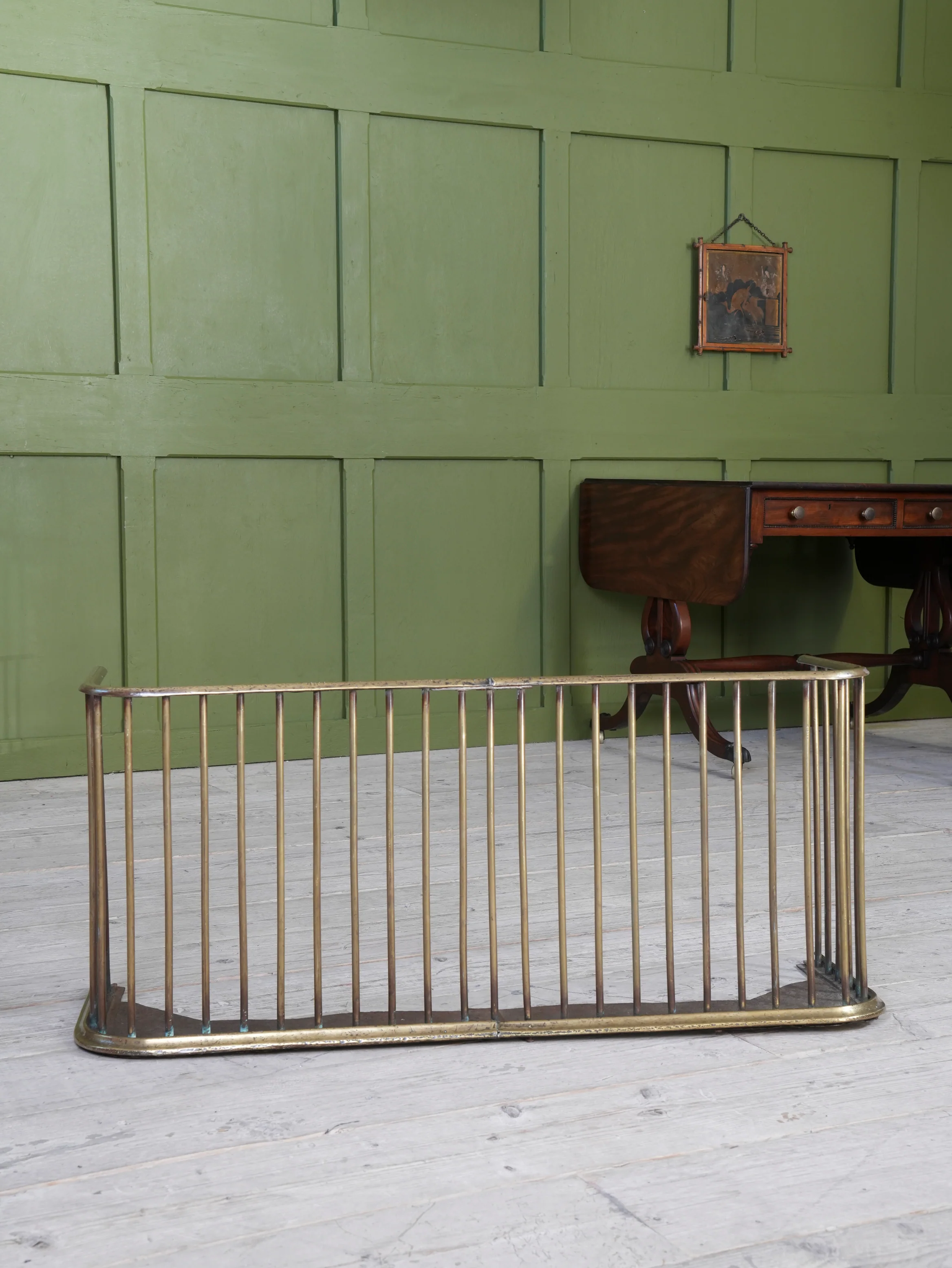 A 19th Century Brass Fender - Image 5