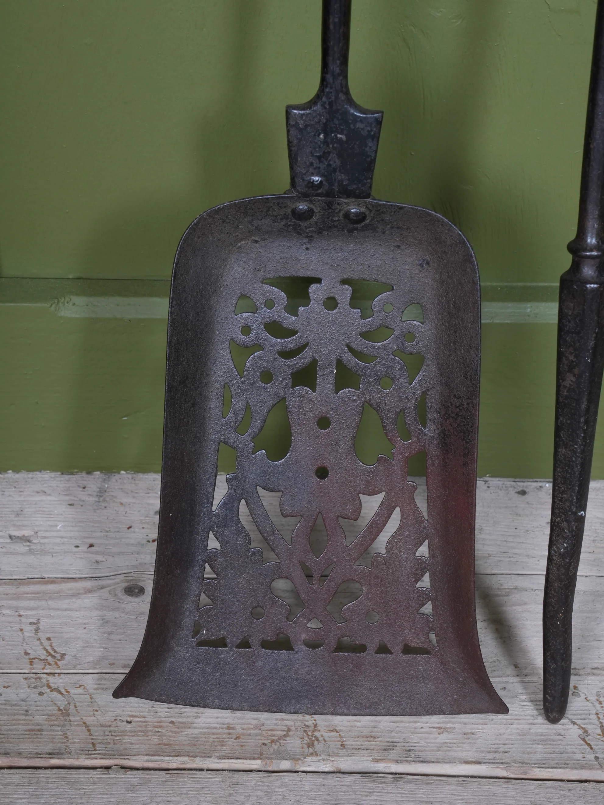A Set of 19th Century Fire Irons - Image 5