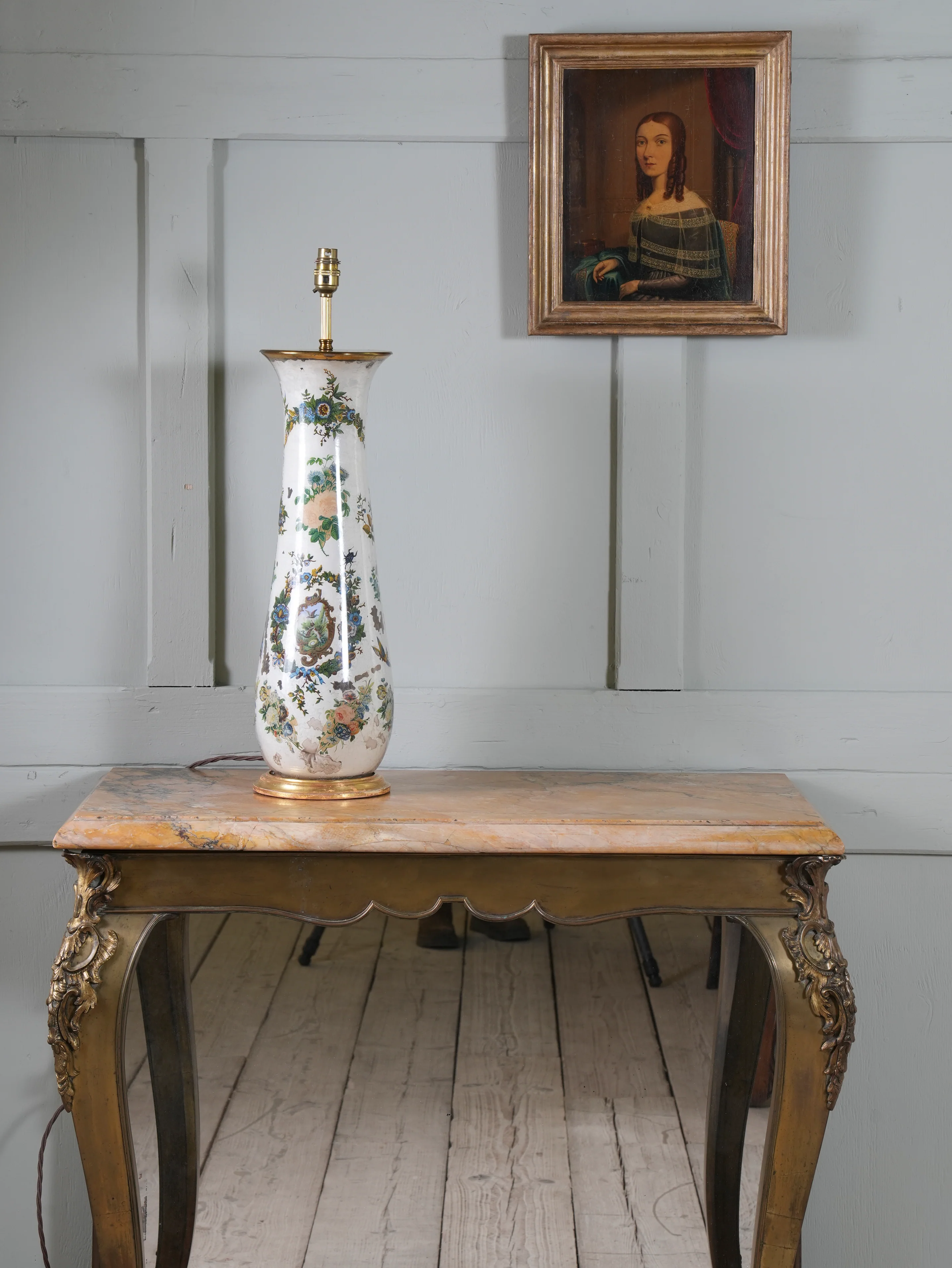 A 19th Century Decalcomania Vase Table Lamp - Image 2