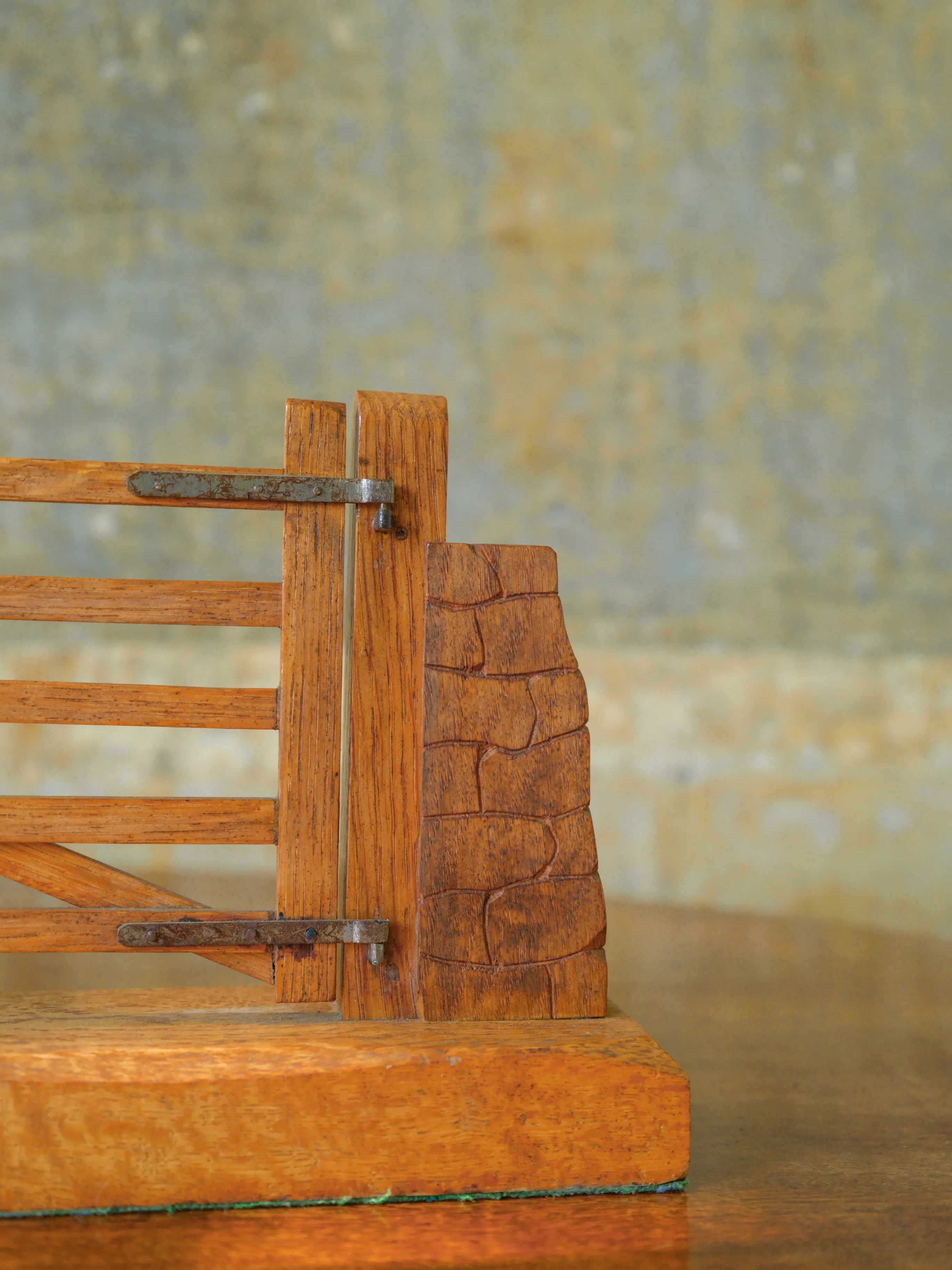 A Five Bar Gate Model - Image 3