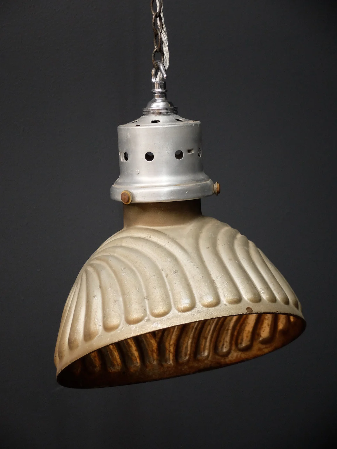 Gecoray Pendant - Image 2