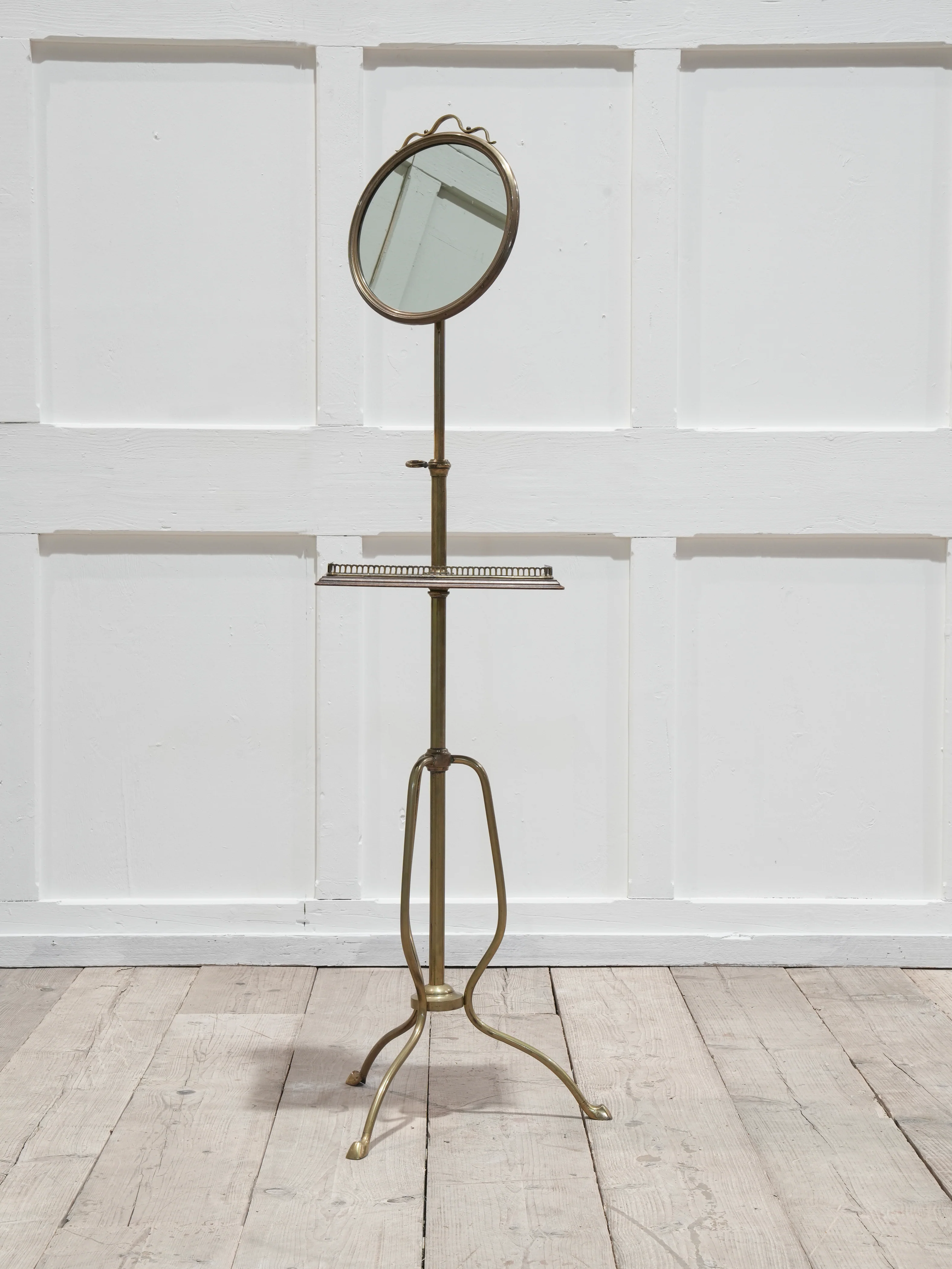 A 19th Century Gentleman's Dressing Room Stand - Image 2