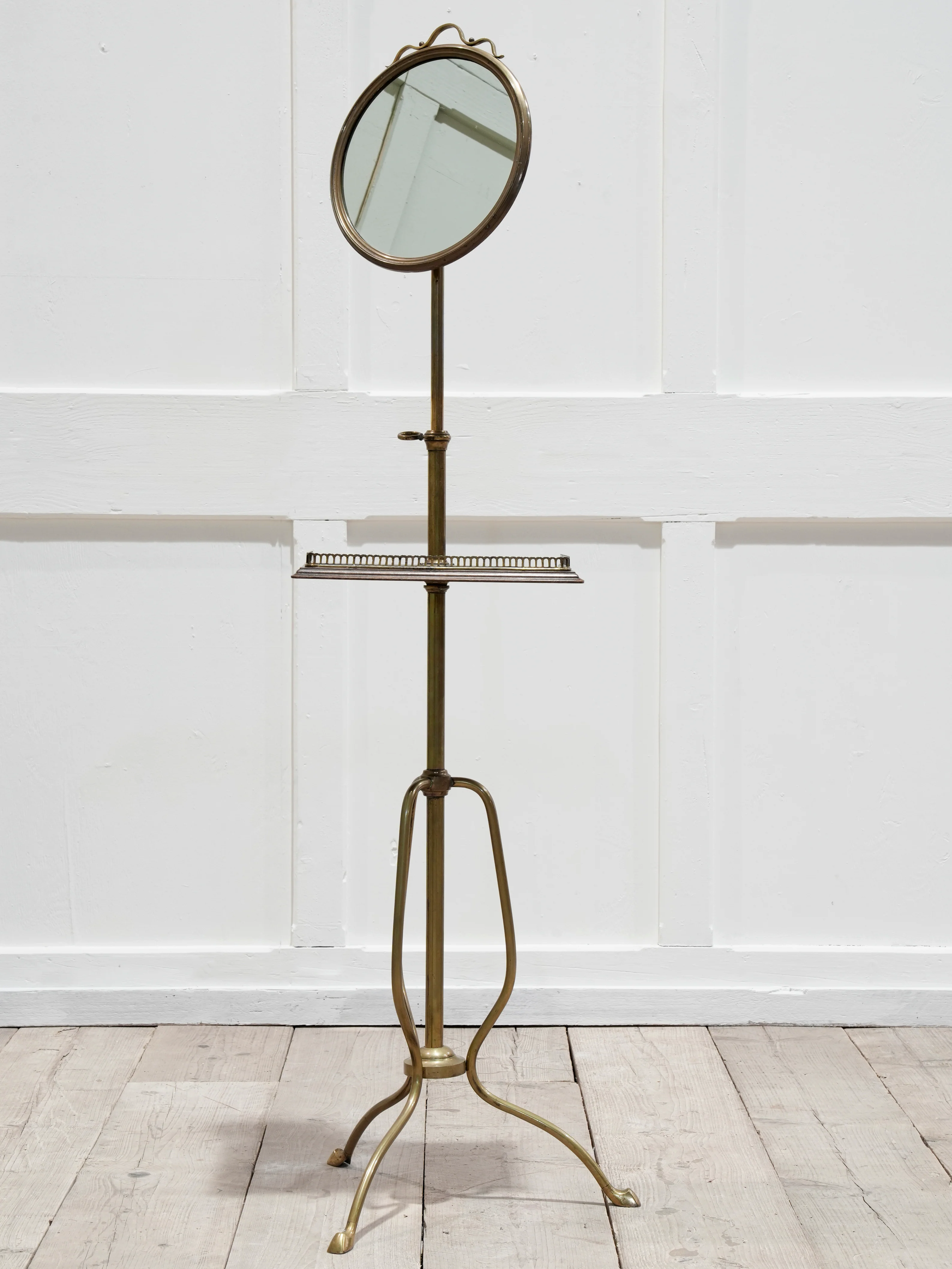 A 19th Century Gentleman's Dressing Room Stand - Image 5