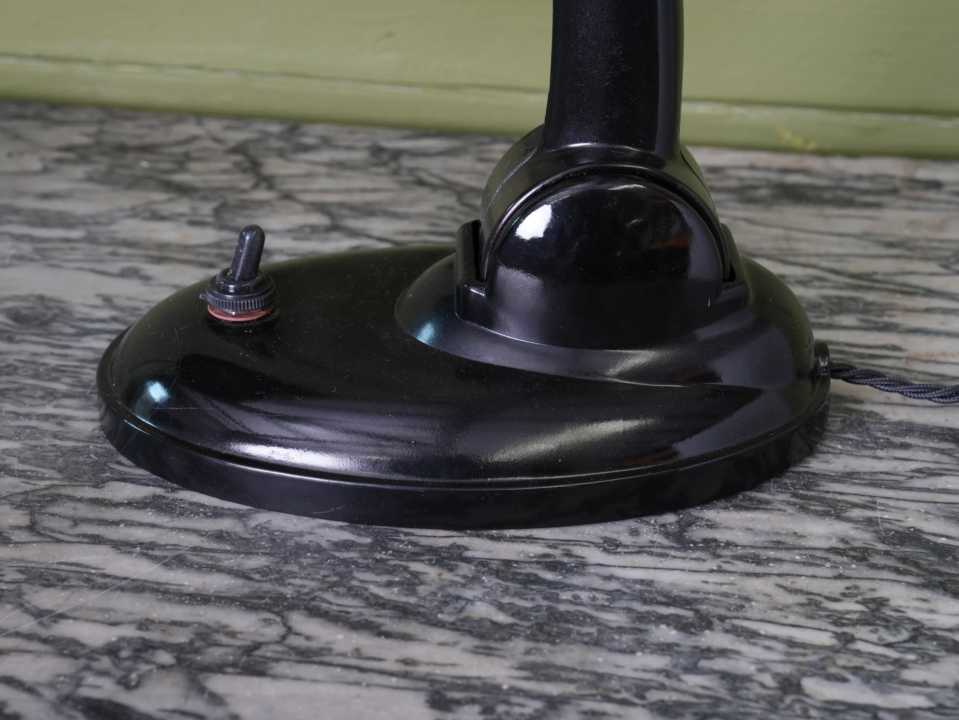 Model 11126 Desk Lamp - Image 7