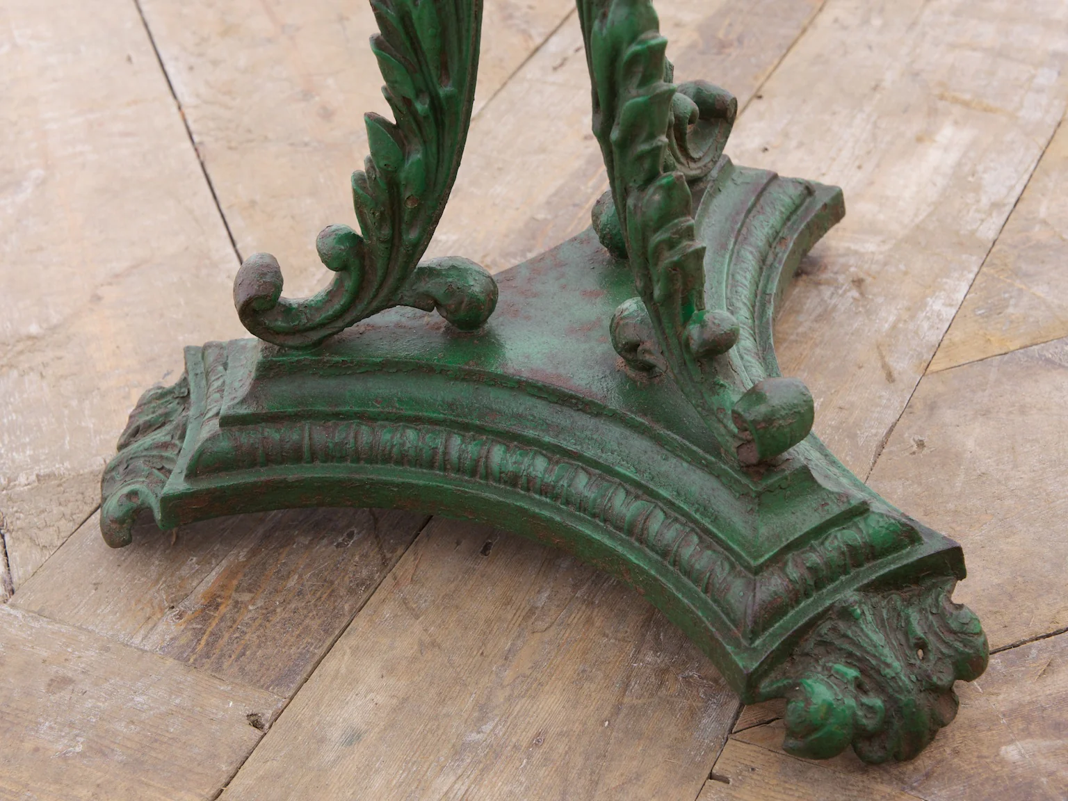 Green Cast Iron Table - Image 3