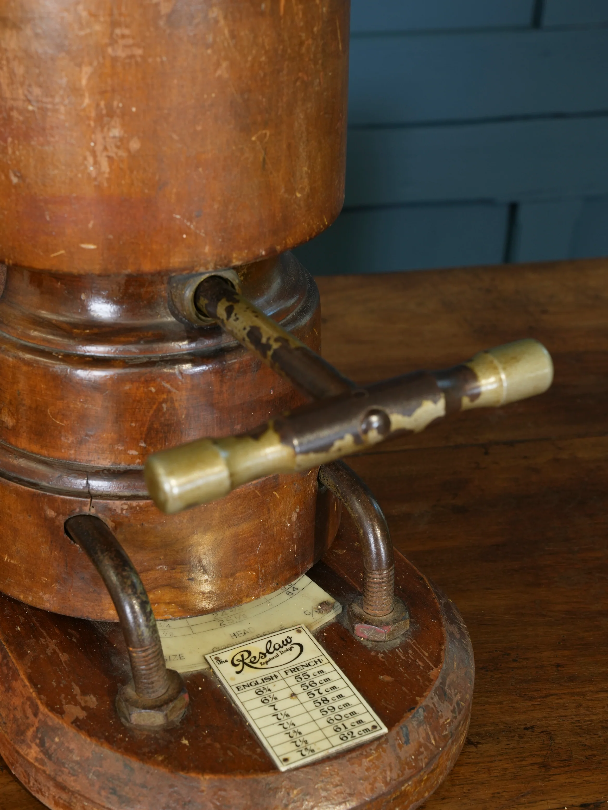 Hat Stretcher - Image 5
