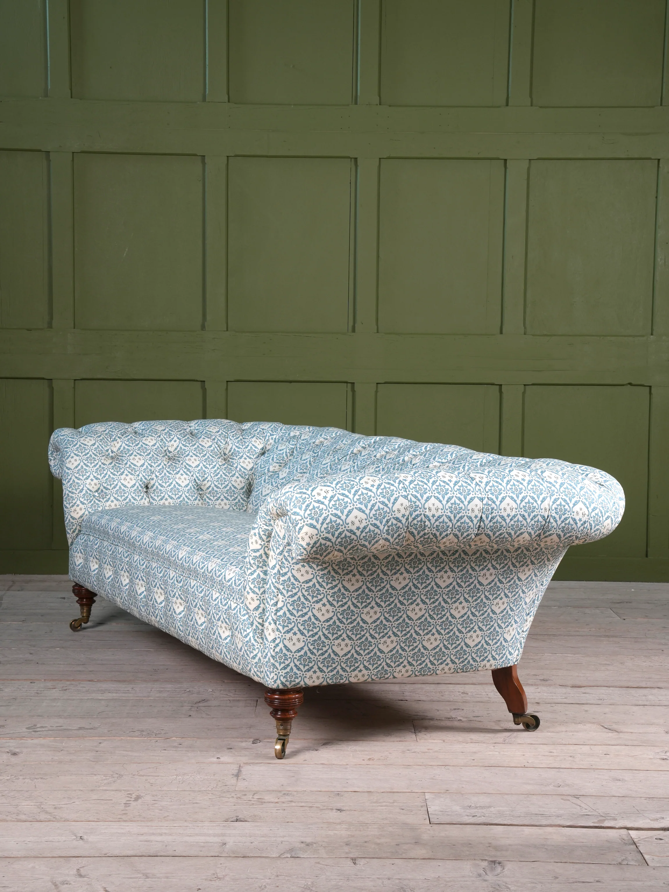 A 19th Century Howard and Sons Sofa - Image 3