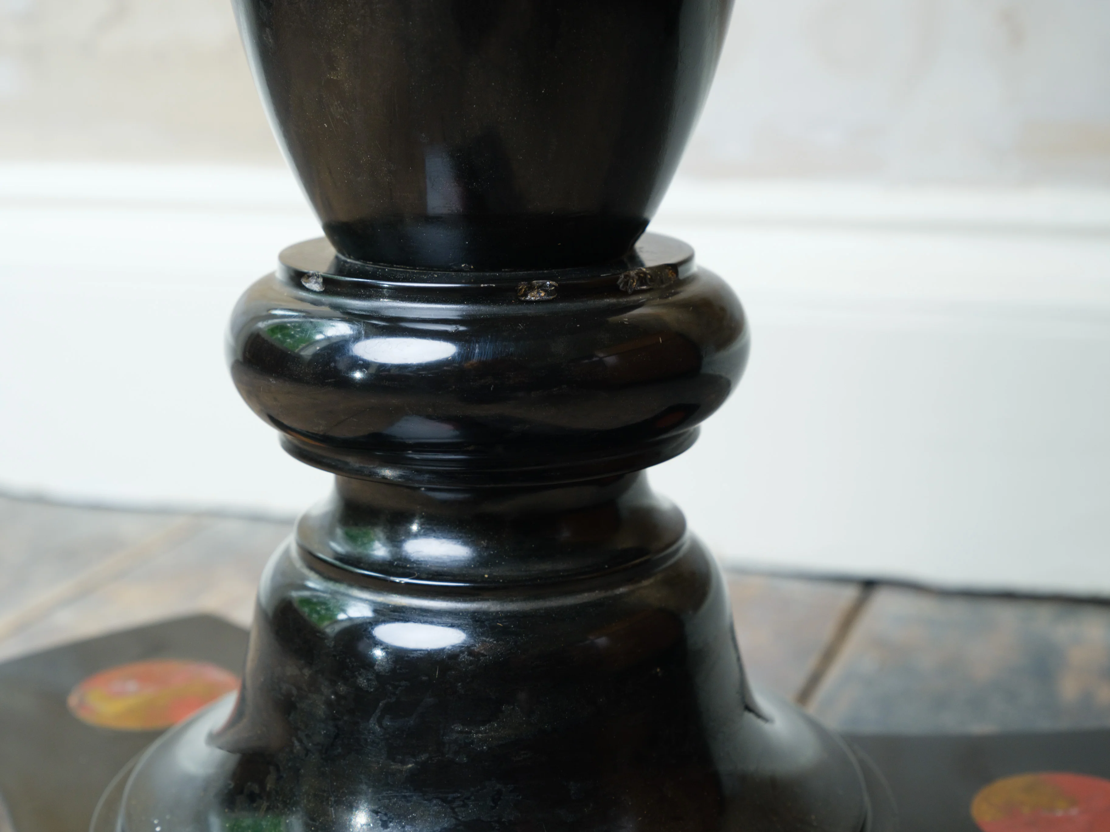A Jasper & Ashford Marble Table by Woodruff - Image 16