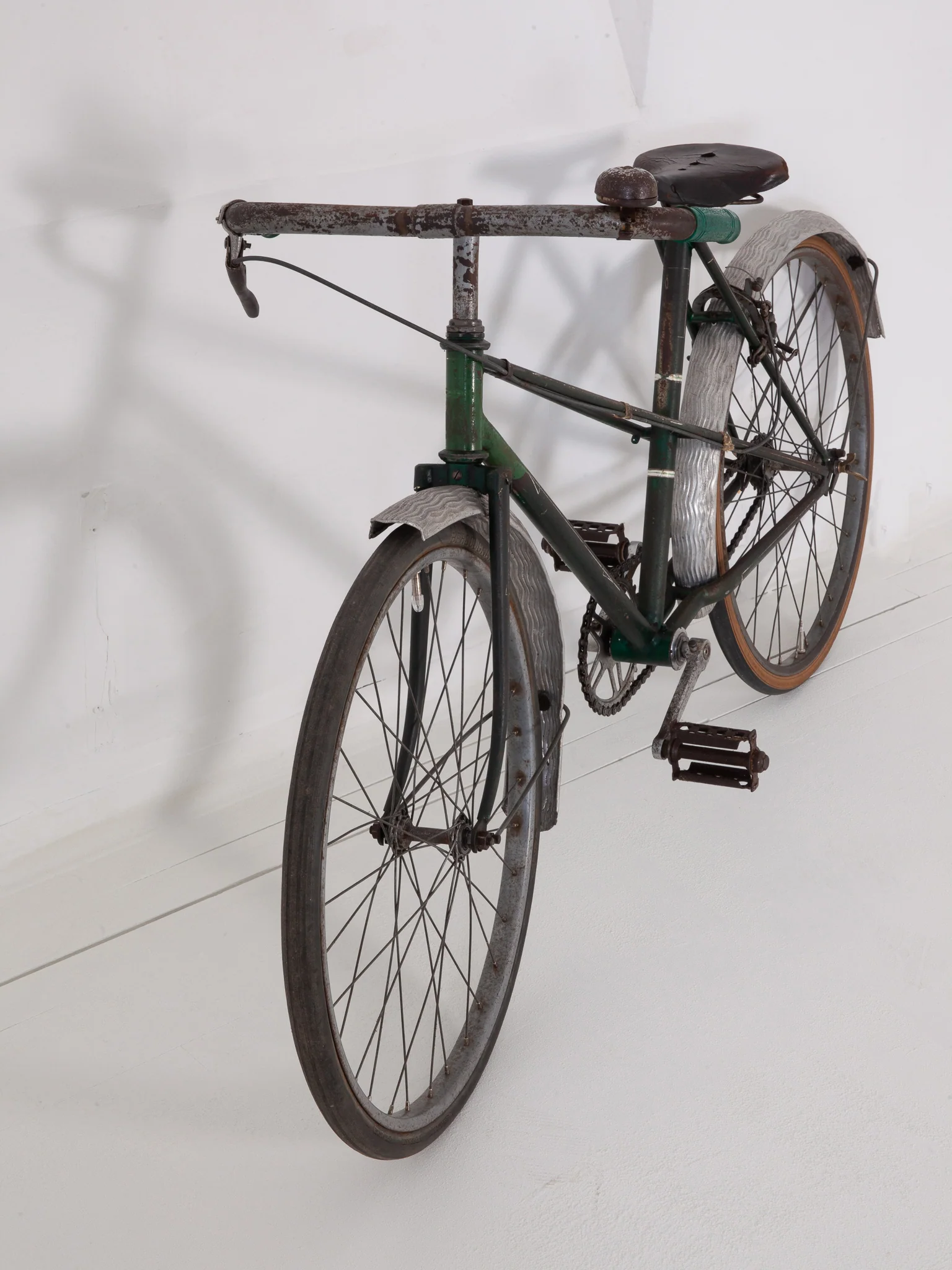 Child’s Bicycle - Image 3