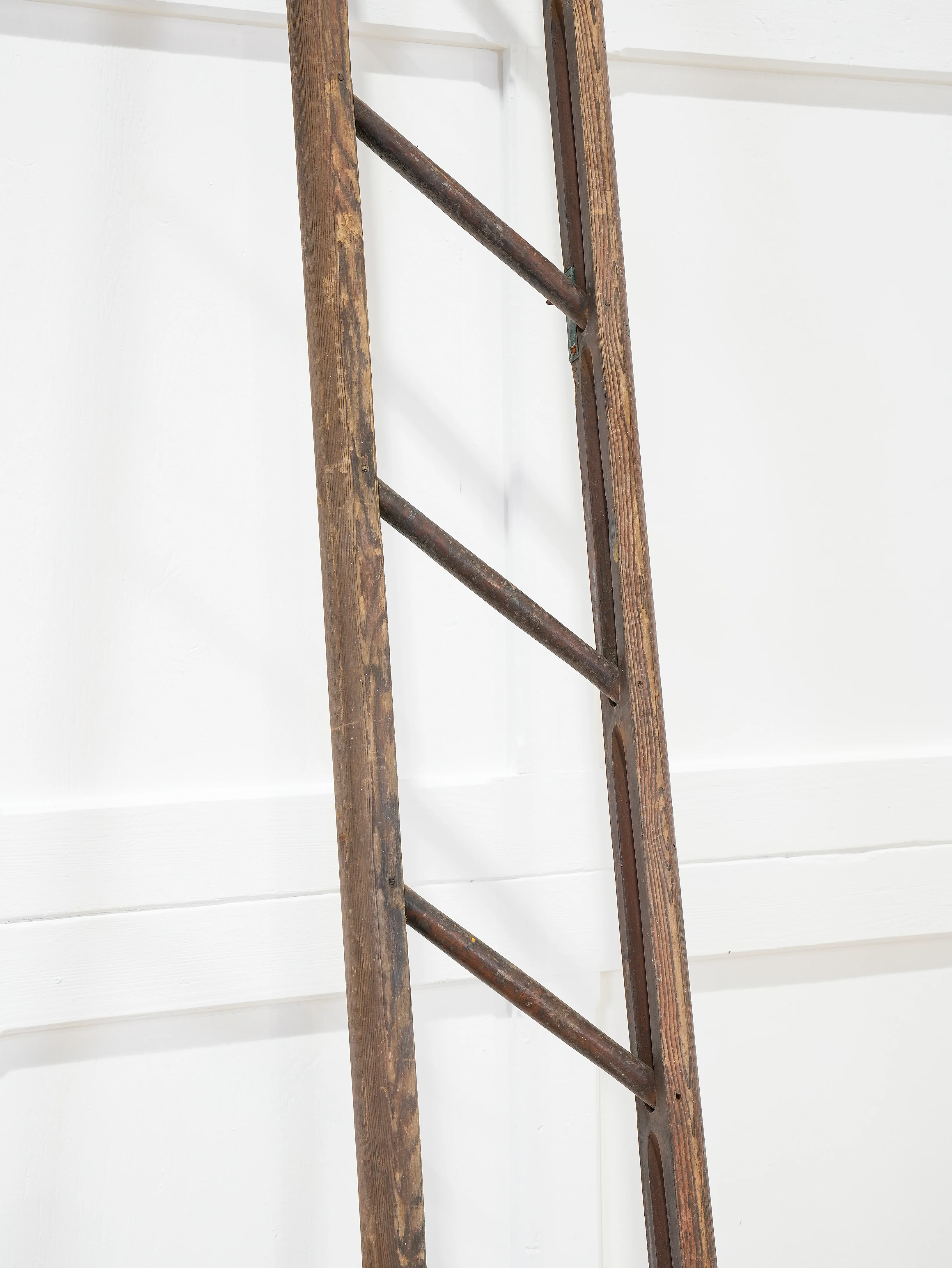A 19th Century Folding Pole Ladder - Image 8
