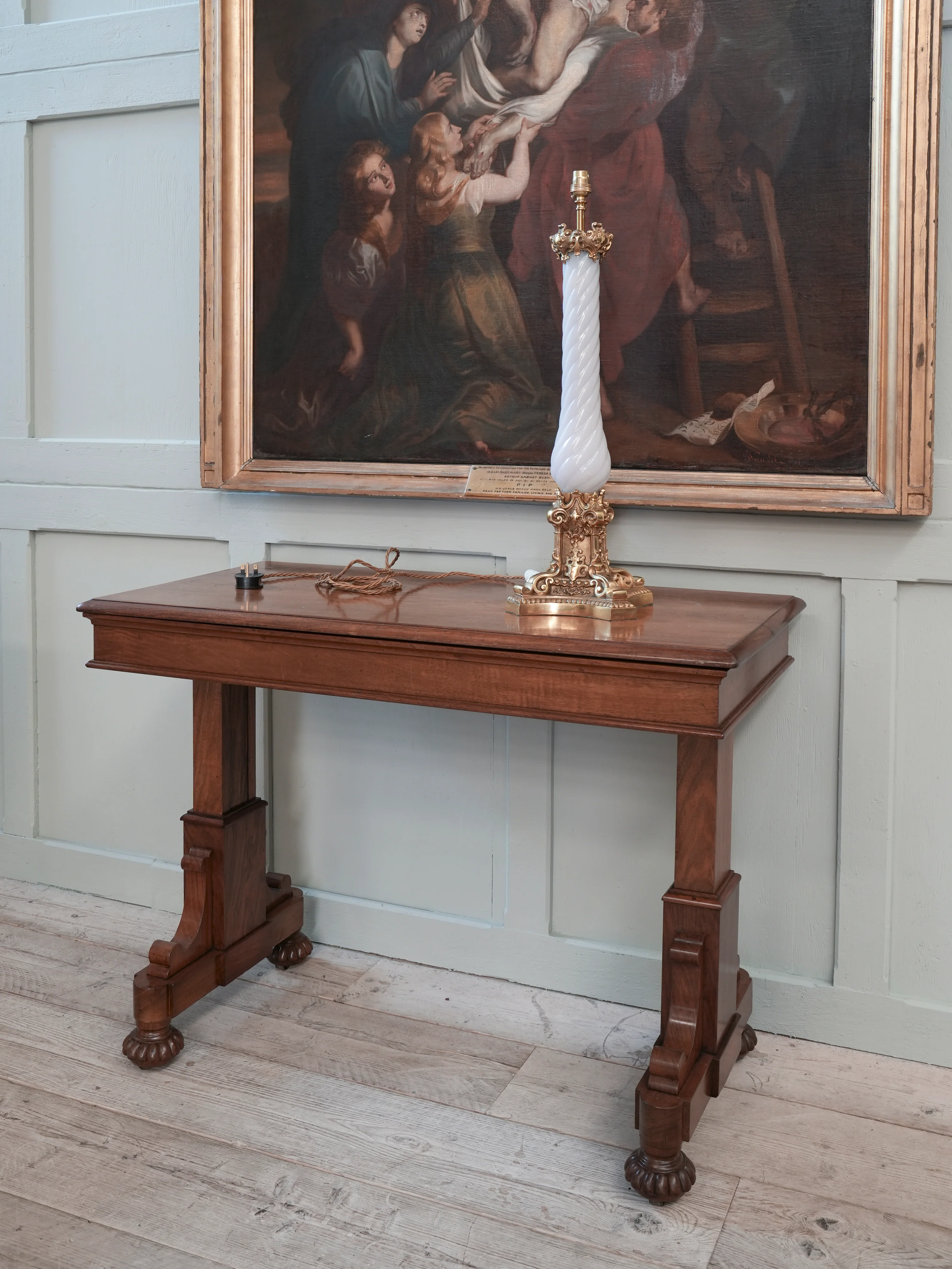 A Large Polished Brass & Opaline Glass Table Lamp - Image 7