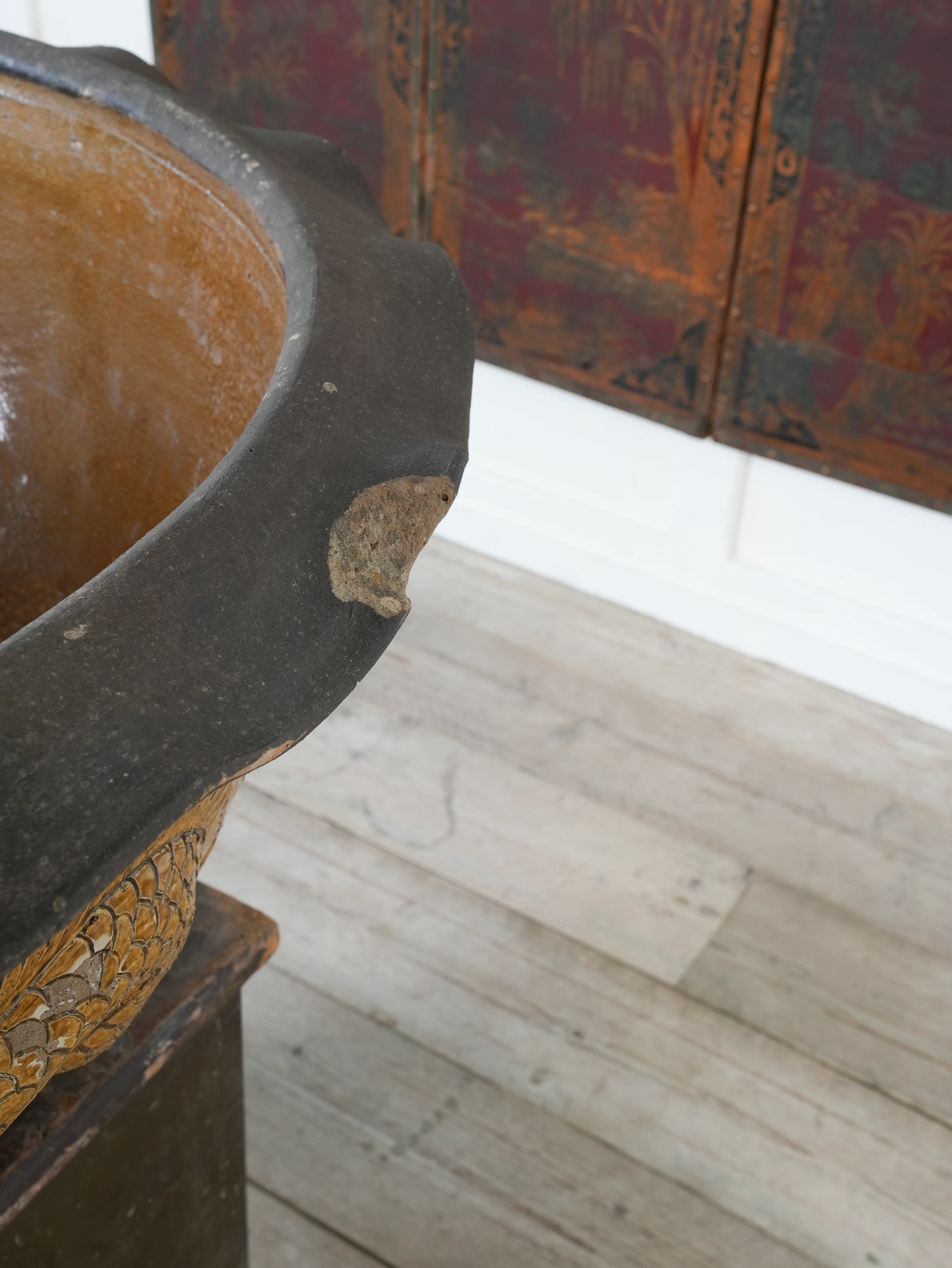 A Large Glazed Terracotta Dragon Bowl - Image 10