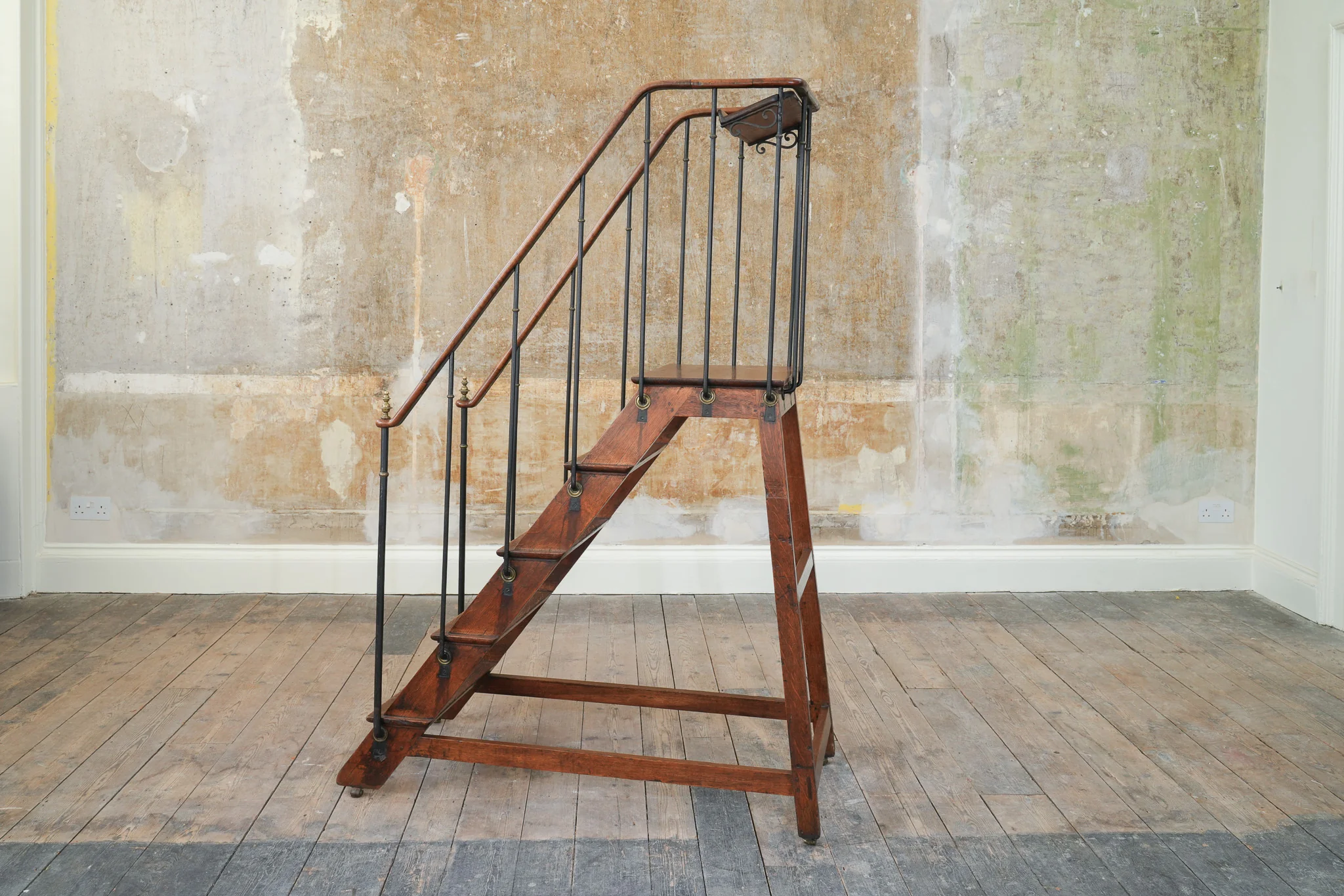 Regency Library Steps - Image 13