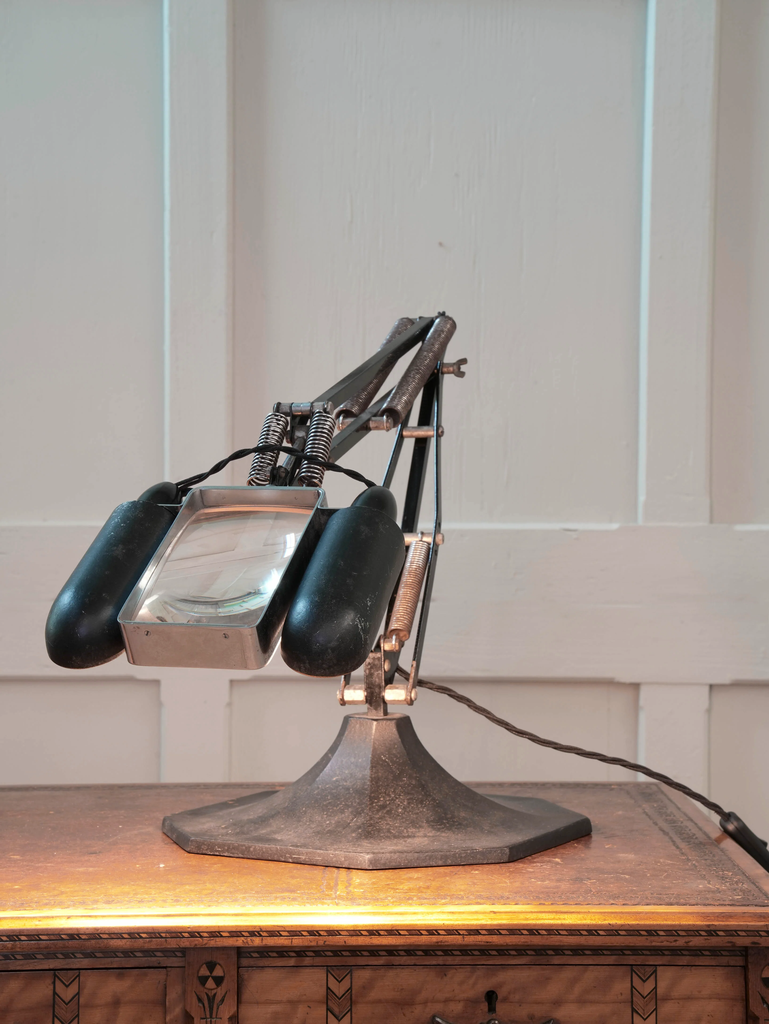 Anglepoise 1431 Magnifying Desk Lamp - Image 4