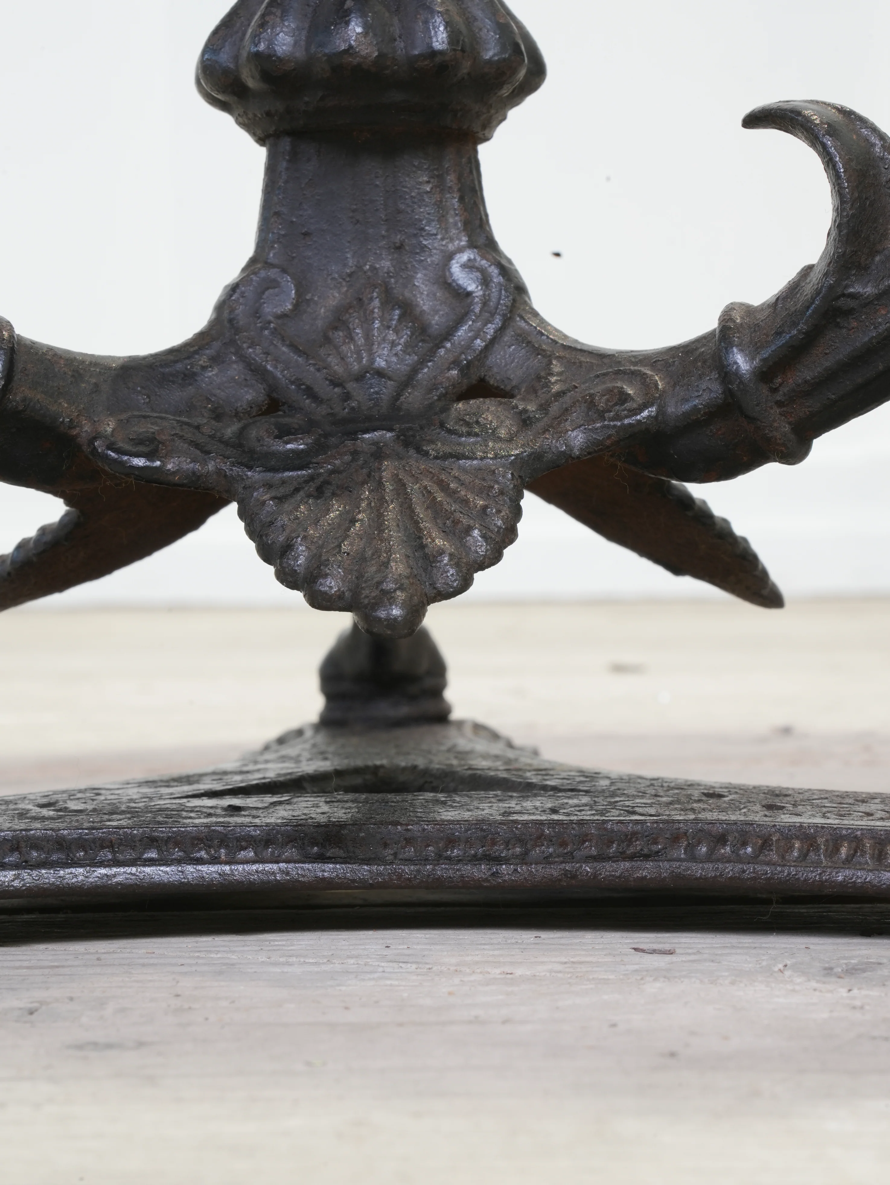 A Regency Cast Iron & Marble Side Table - Image 6