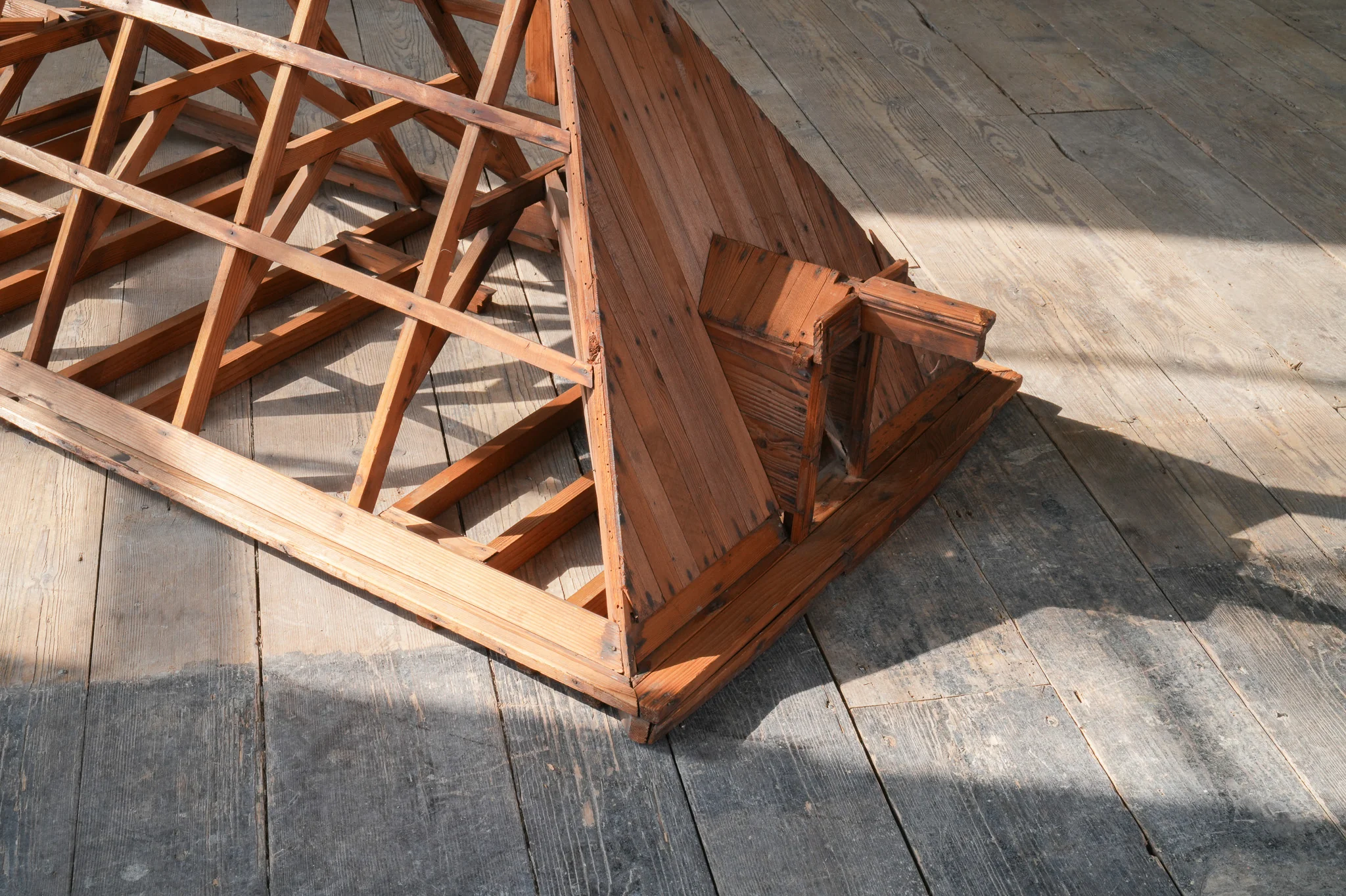 Amsterdam Architect's Roof Model - Image 10